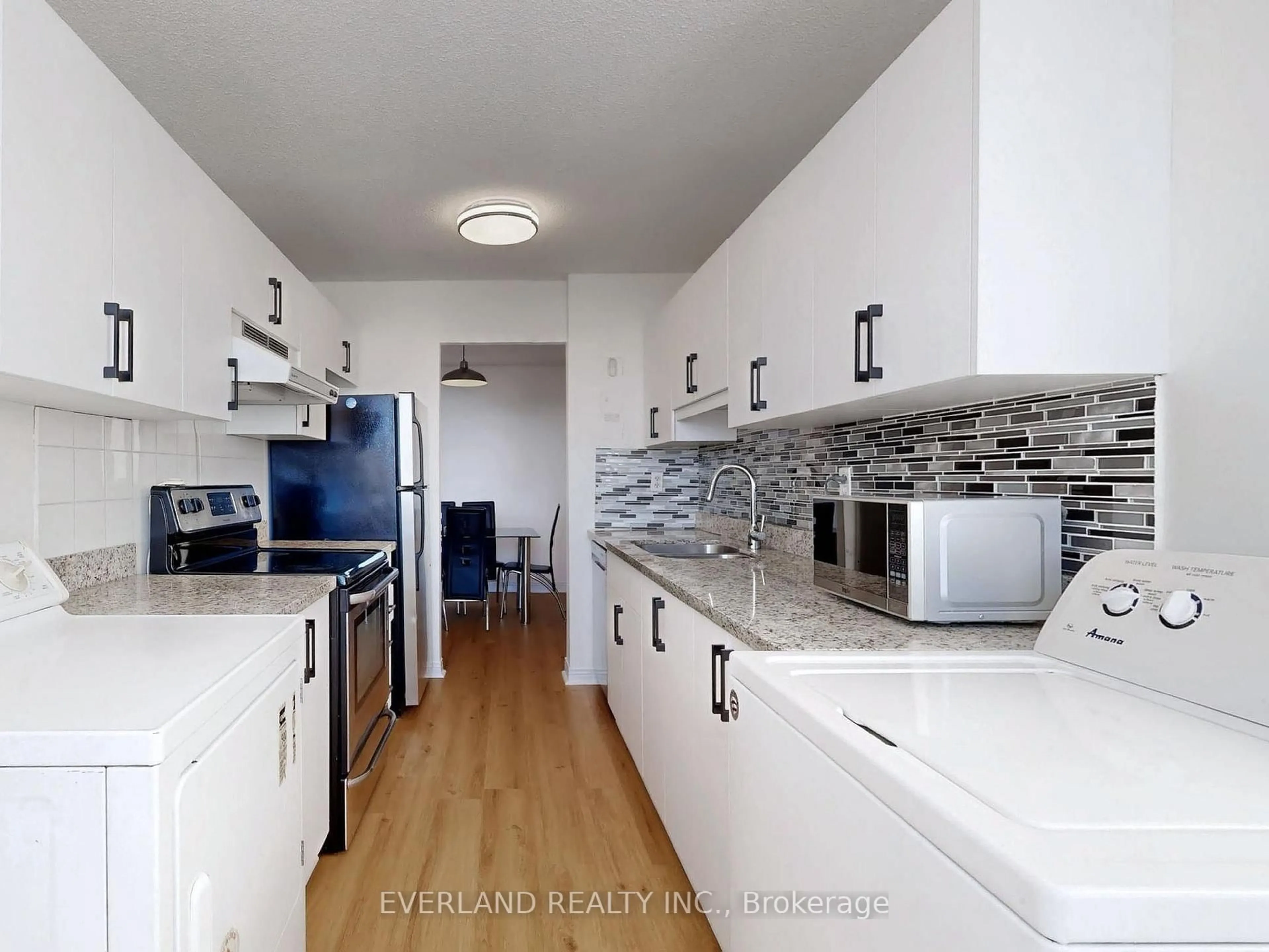 Standard kitchen, unknown for 175 Hilda Ave #1104, Toronto Ontario M2M 1V8
