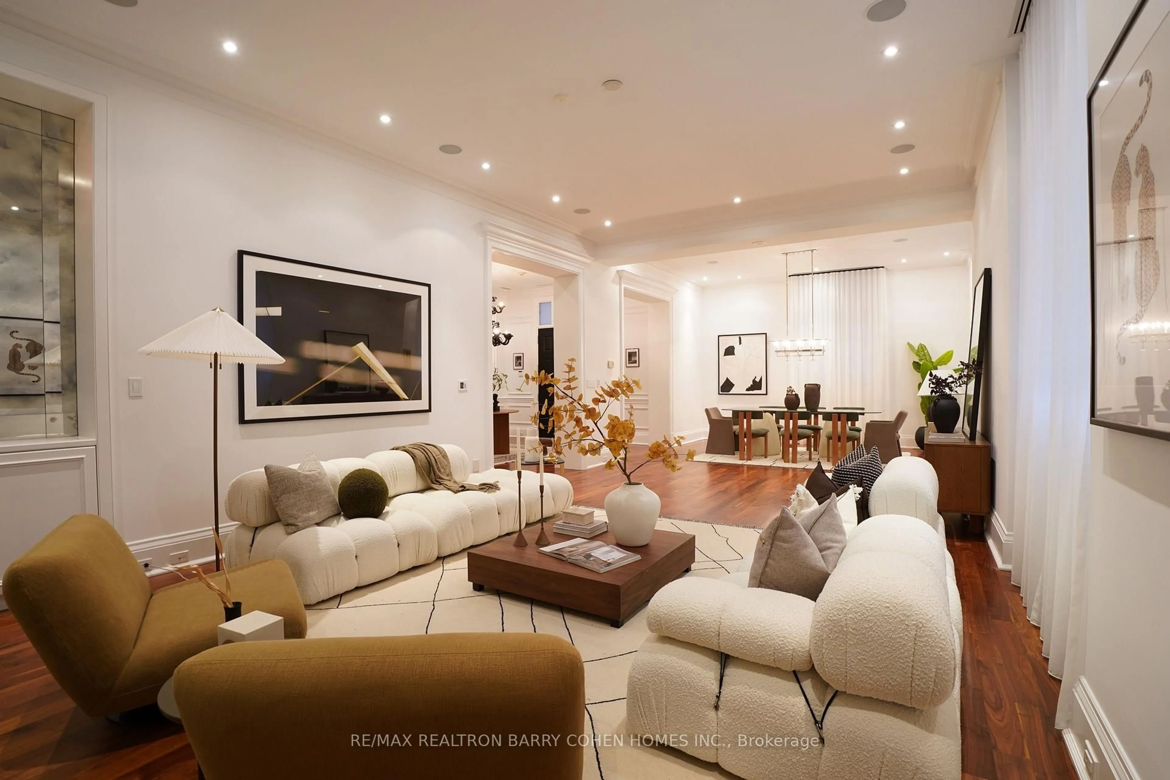 Living room with furniture, unknown for 1 St Thomas St #1A, Toronto Ontario M5S 3M5