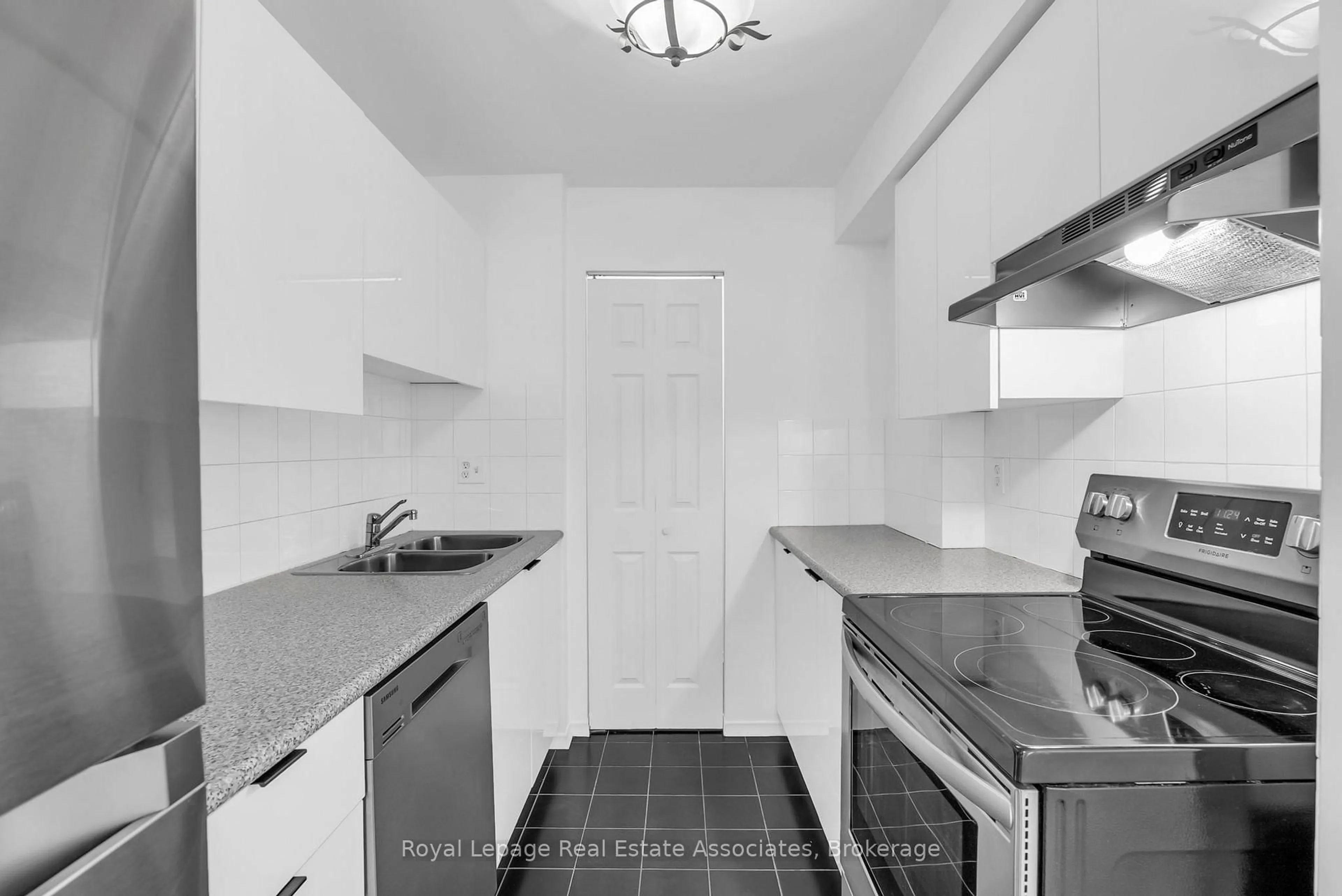 Standard kitchen, unknown for 555 Wilson Heights Blvd #501, Toronto Ontario M3H 6B5
