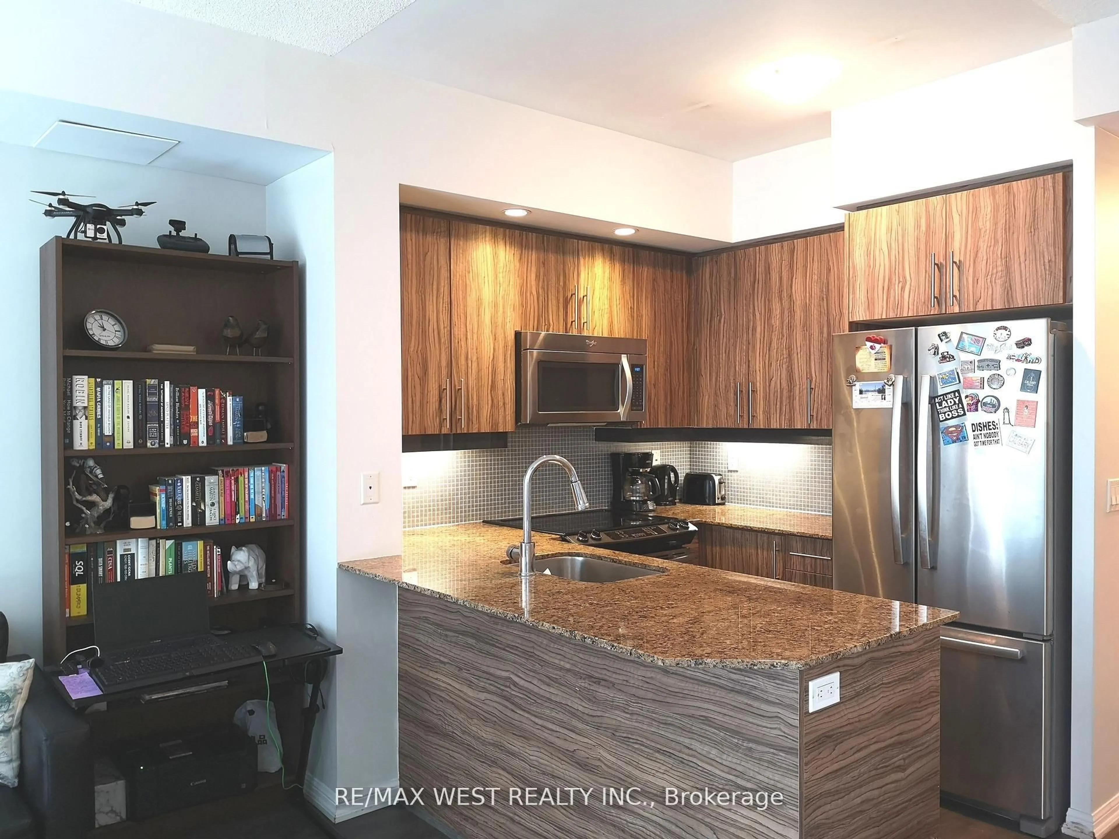 Open concept kitchen, unknown for 75 East Liberty St #1718, Toronto Ontario M6K 3R3