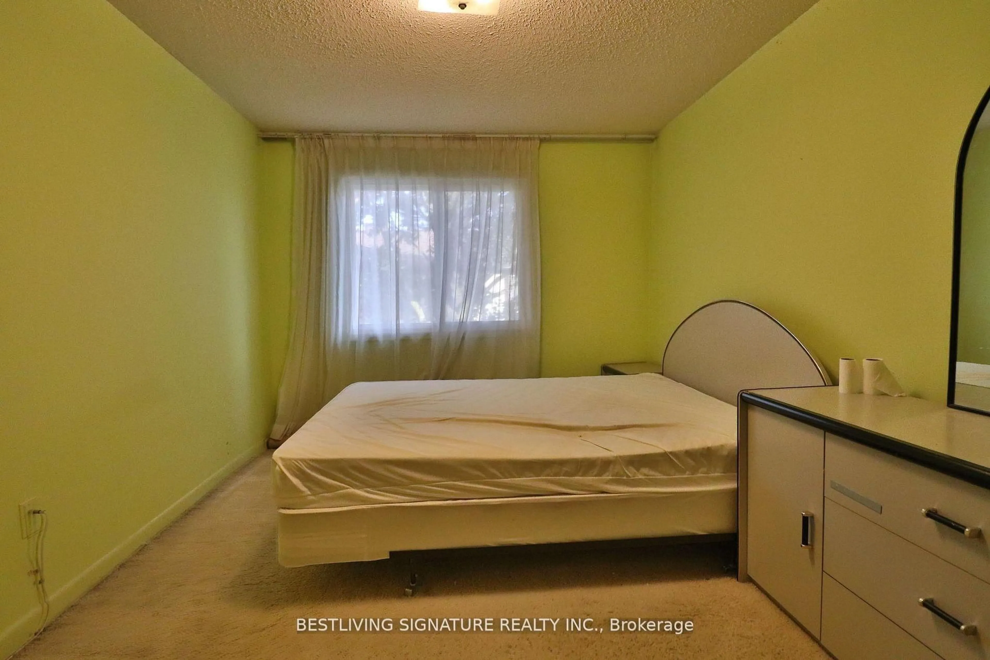 Bedroom with bed, unknown for 77 Crab Appleway, Toronto Ontario M3A 3N2