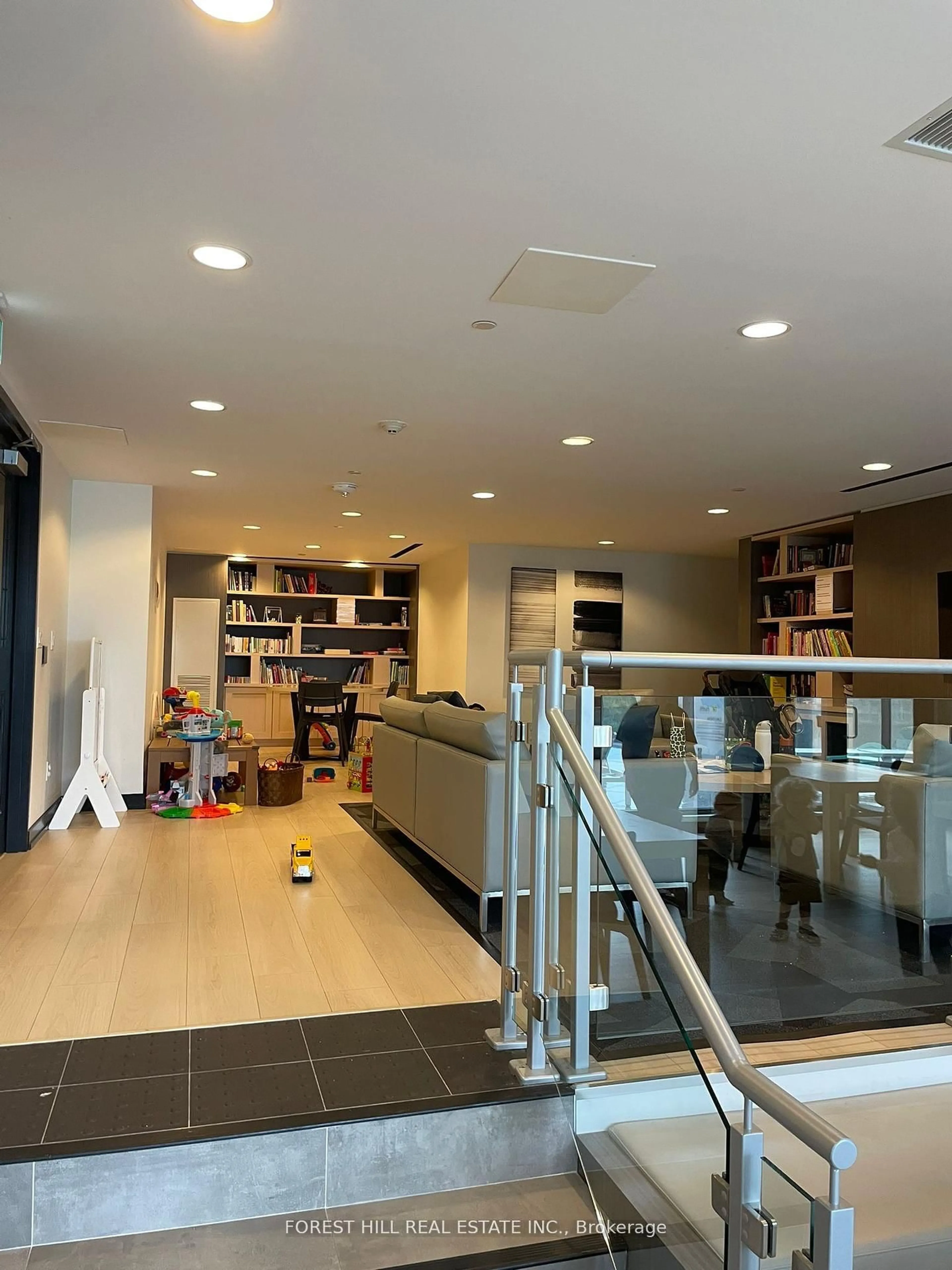 Indoor foyer for 49 East Liberty St #1212, Toronto Ontario M6K 0B2