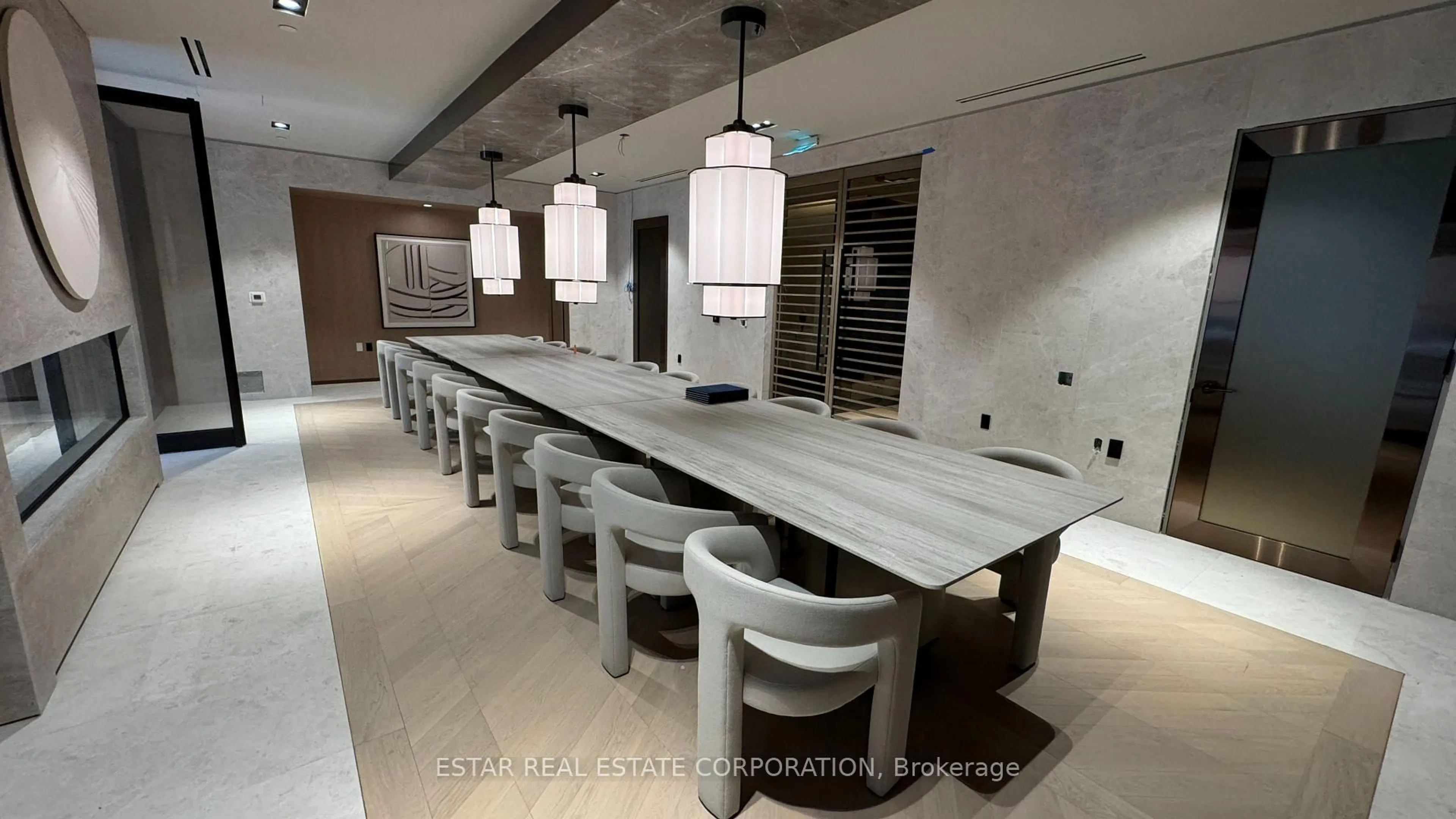 Dining room, ceramic/tile floor for 2 Forest Hill Rd #601, Toronto Ontario M4V 0B7