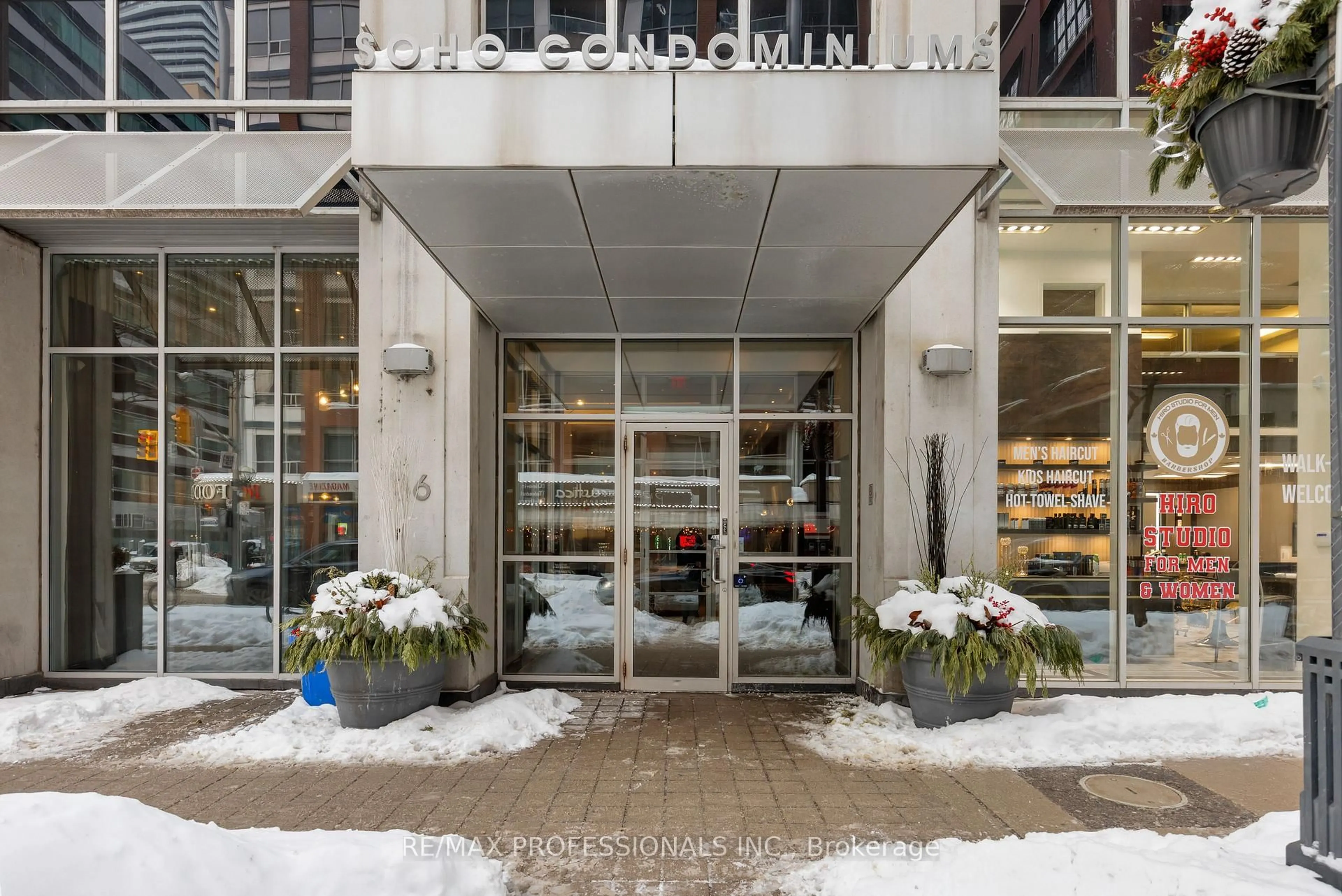 Lobby for 36 Blue Jays Way #912, Toronto Ontario M5V 3T3