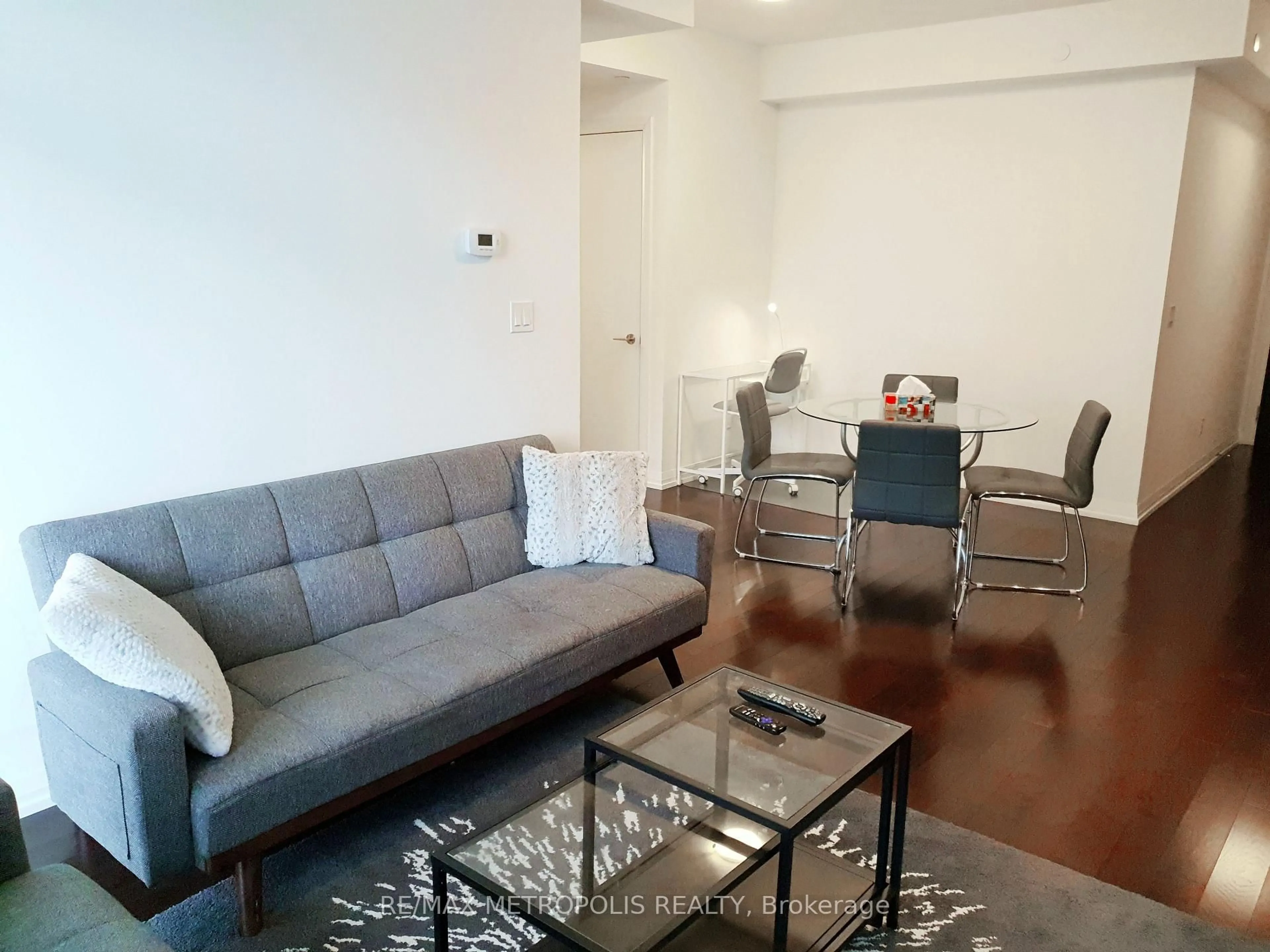 Living room with furniture, unknown for 460 Adelaide St #2117, Toronto Ontario M5A 0E7