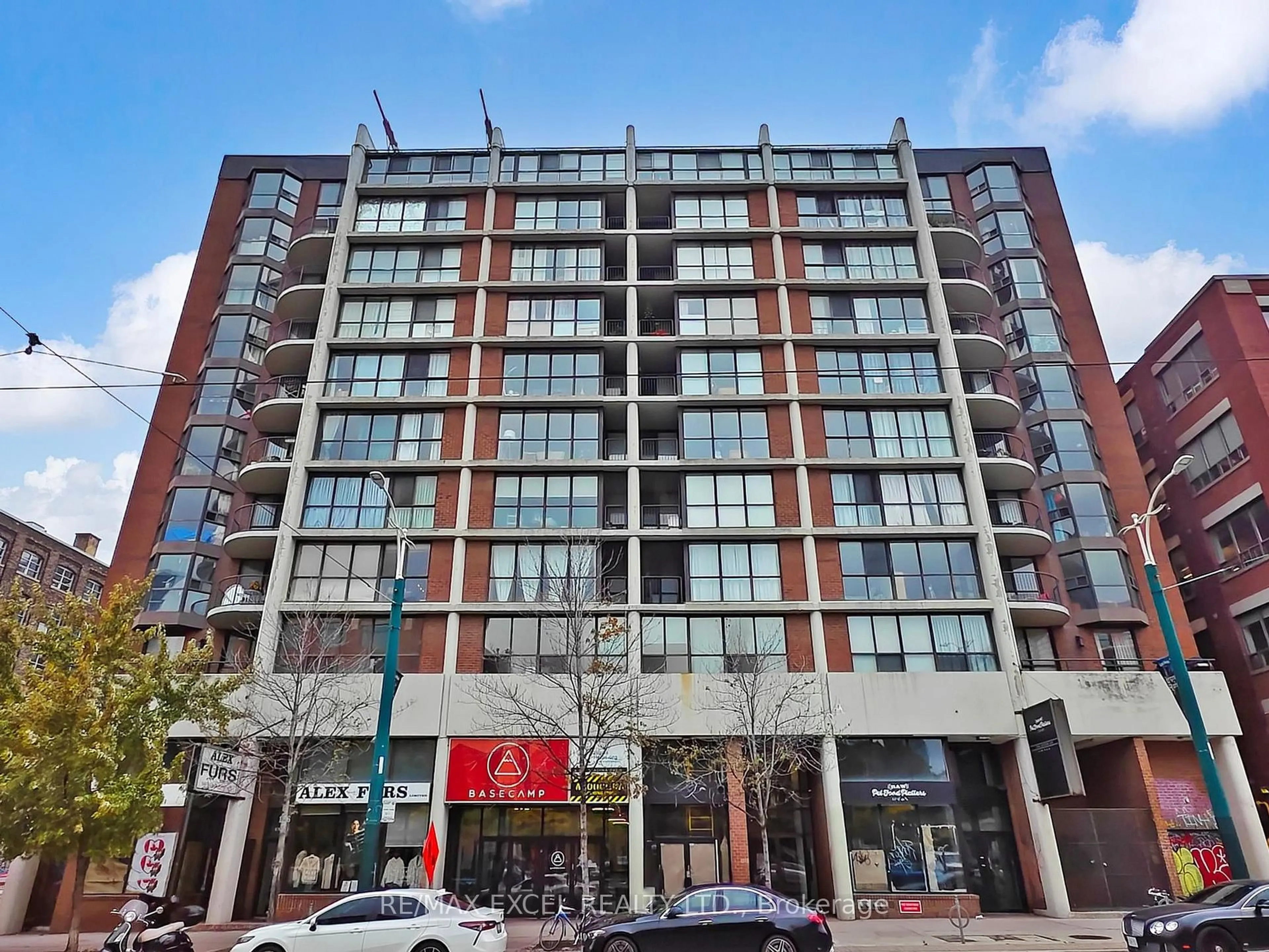Unknown for 188 Spadina Ave #406, Toronto Ontario M5T 3A4