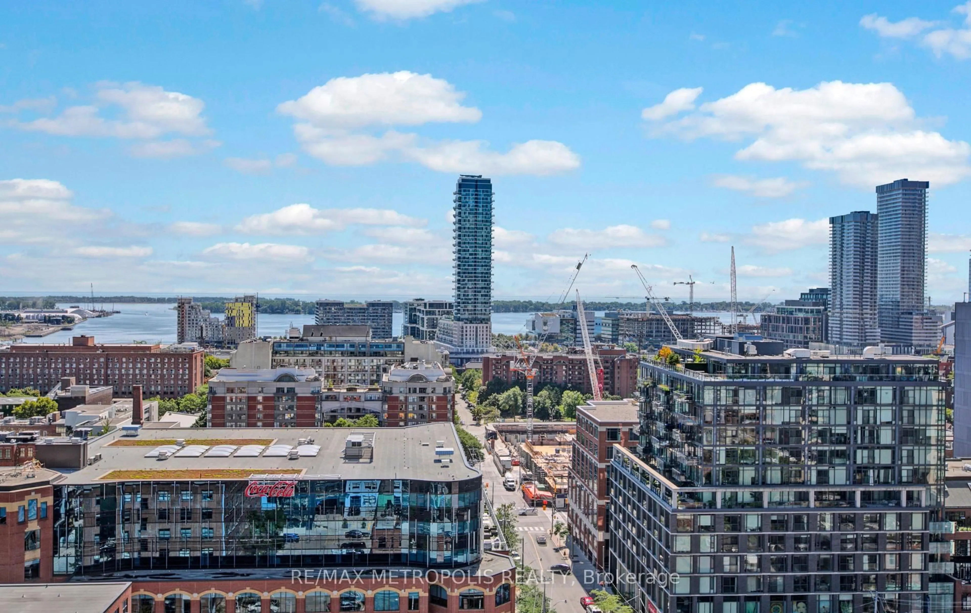 A pic from outside/outdoor area/front of a property/back of a property/a pic from drone, city buildings view from balcony for 460 Adelaide St #1606, Toronto Ontario M5A 0E7