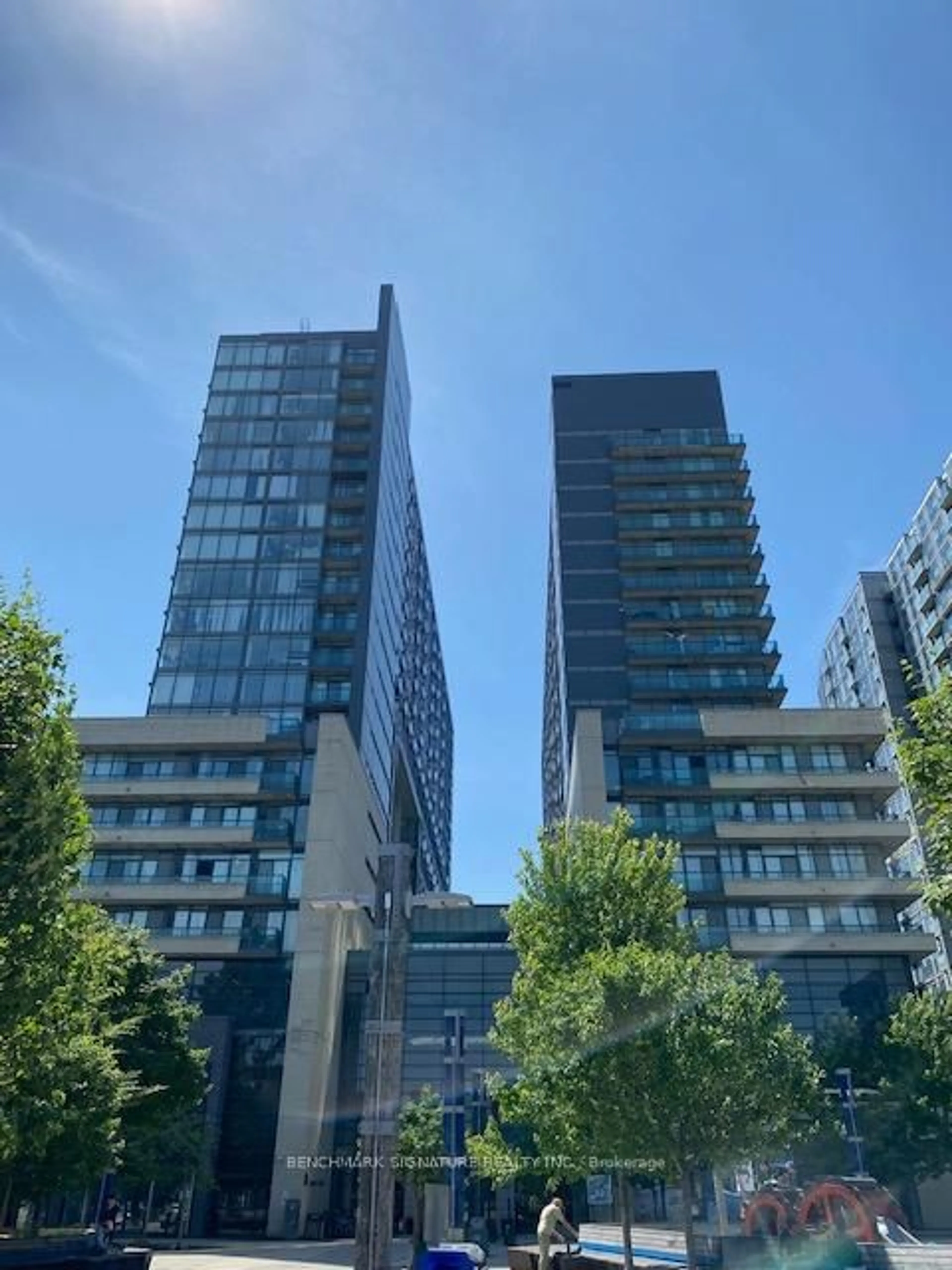 A pic from outside/outdoor area/front of a property/back of a property/a pic from drone, city buildings view from balcony for 36 Lisgar St #PH17E, Toronto Ontario M6J 0C7