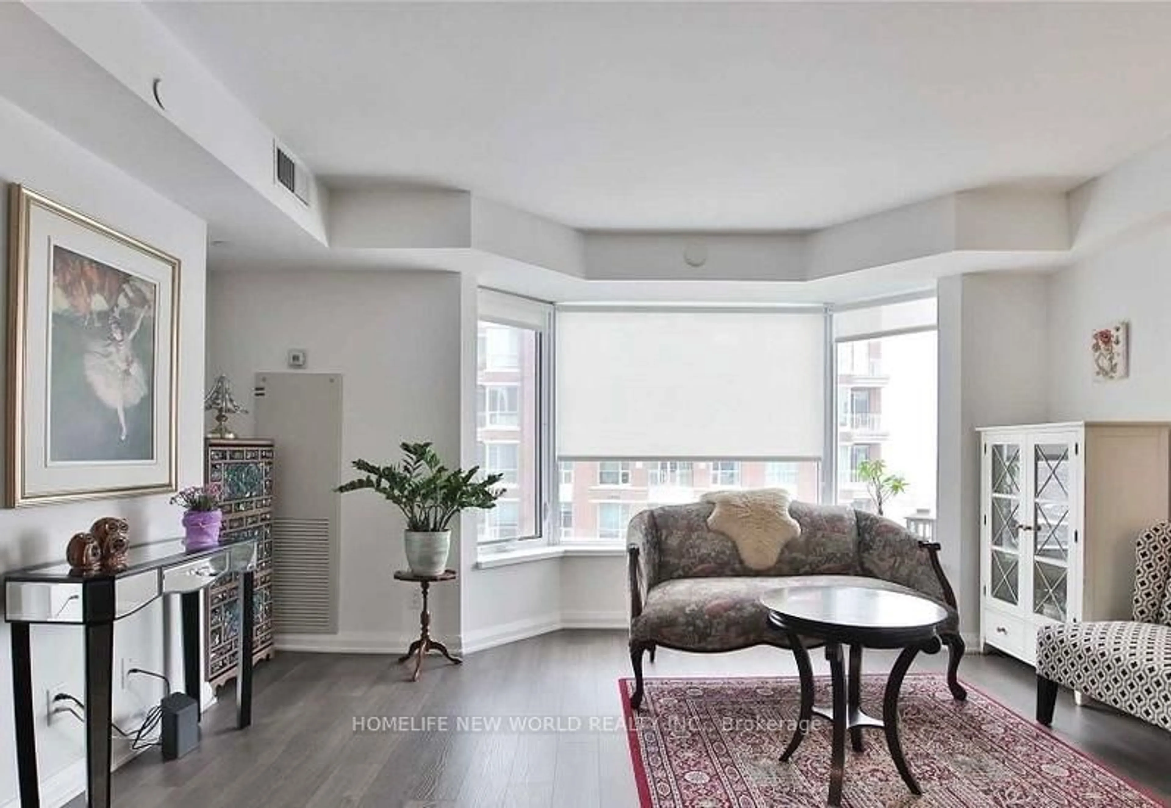 Living room with furniture, unknown for 155 YORKVILLE Ave #2313, Toronto Ontario M5R 0B4