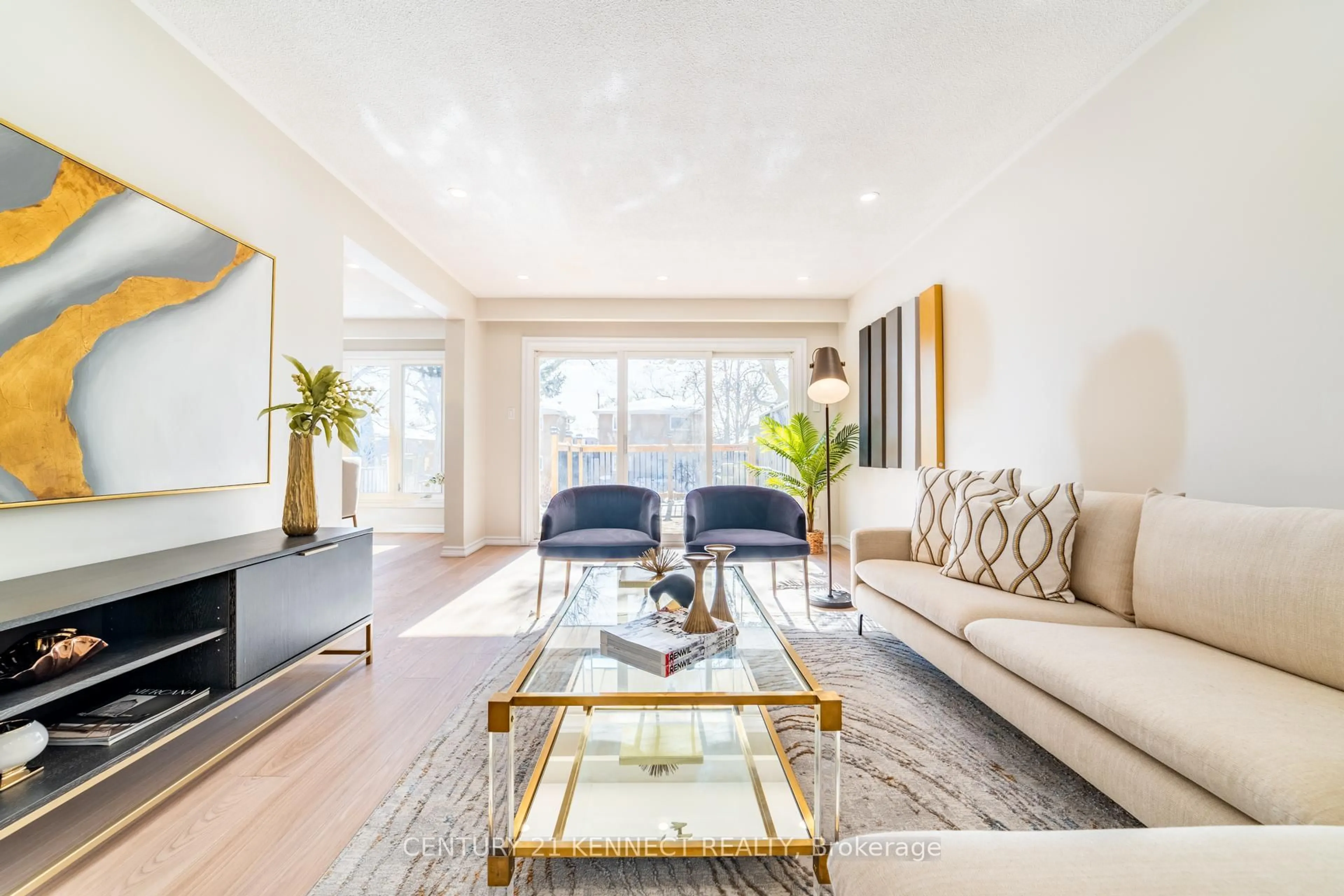 Living room with furniture, unknown for 65 Tanjoe Cres, Toronto Ontario M2M 1P6