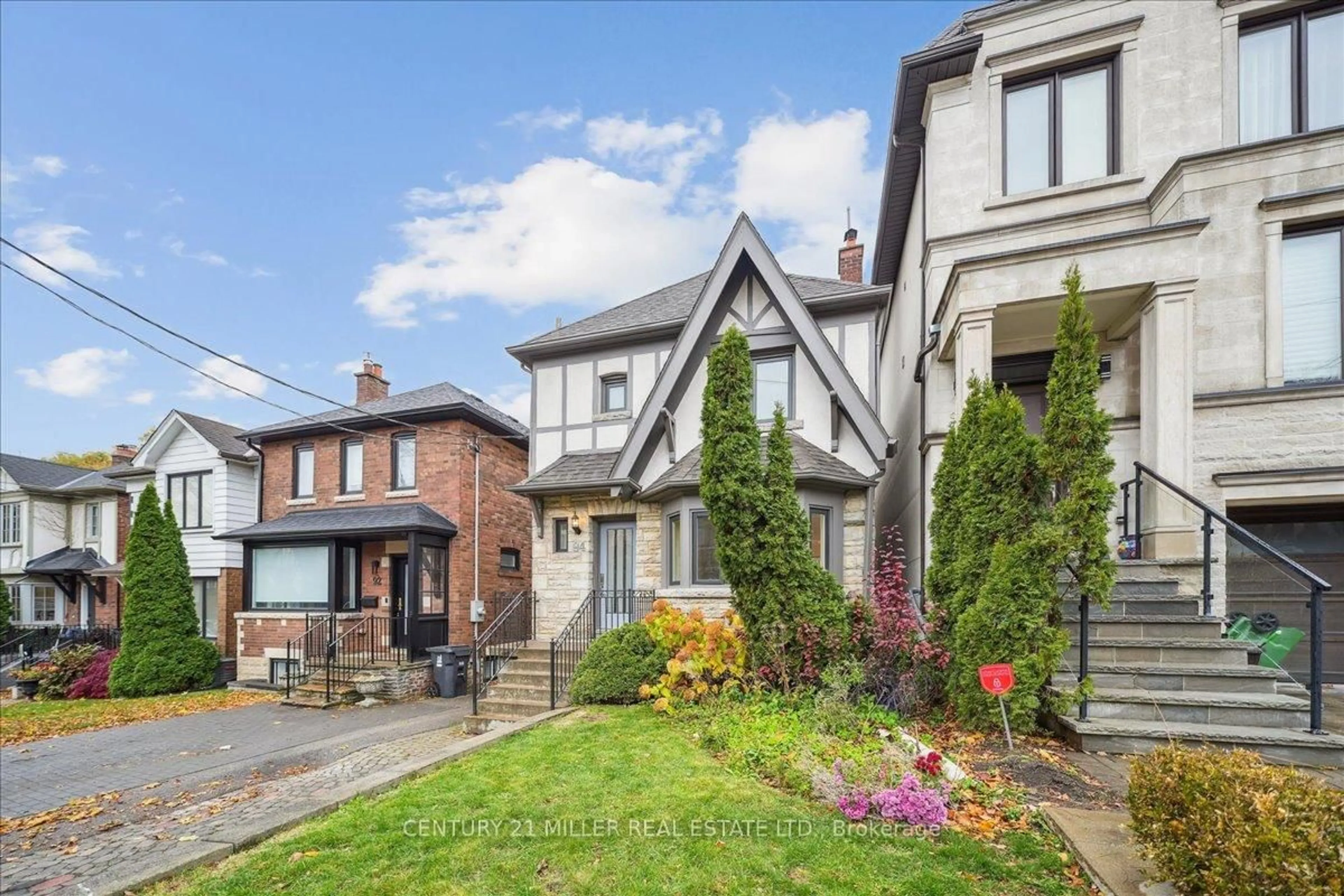 Home with brick exterior material, street for 94 Castlewood Rd, Toronto Ontario M5N 2L4