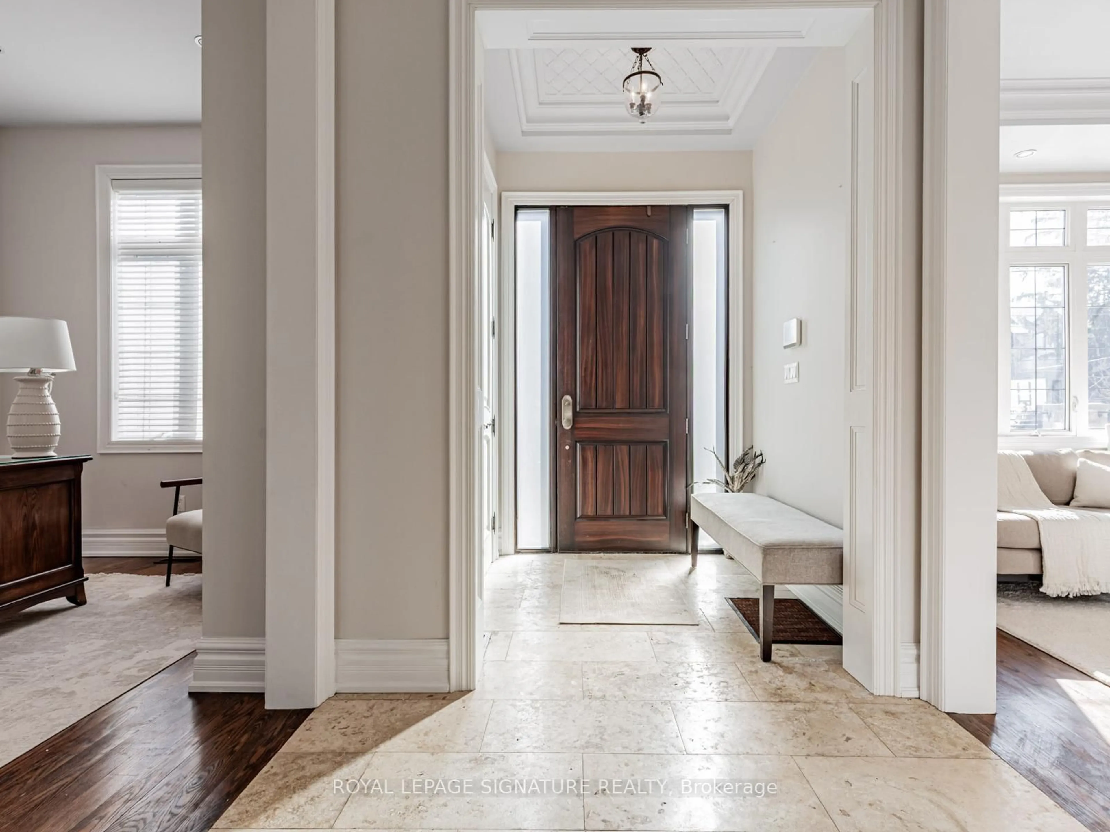 Indoor entryway for 472 Deloraine Ave, Toronto Ontario M5M 2B8