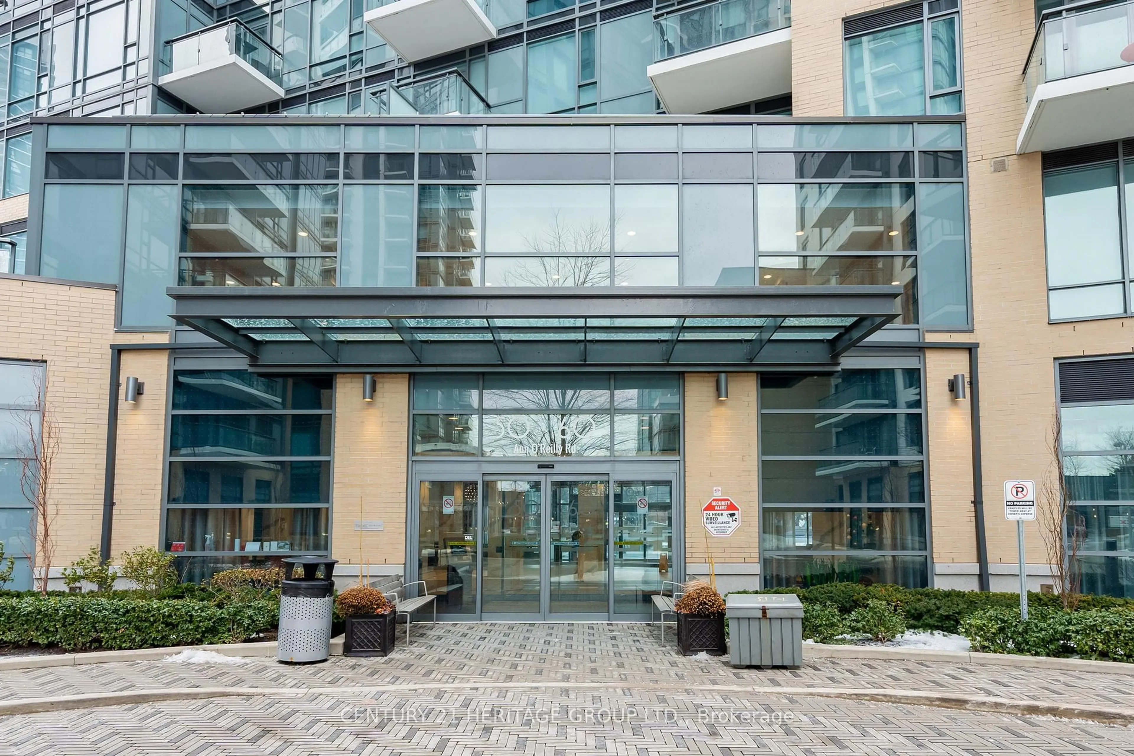 Indoor foyer for 50 Ann O'Reilly Rd #1112, Toronto Ontario M2J 0C9