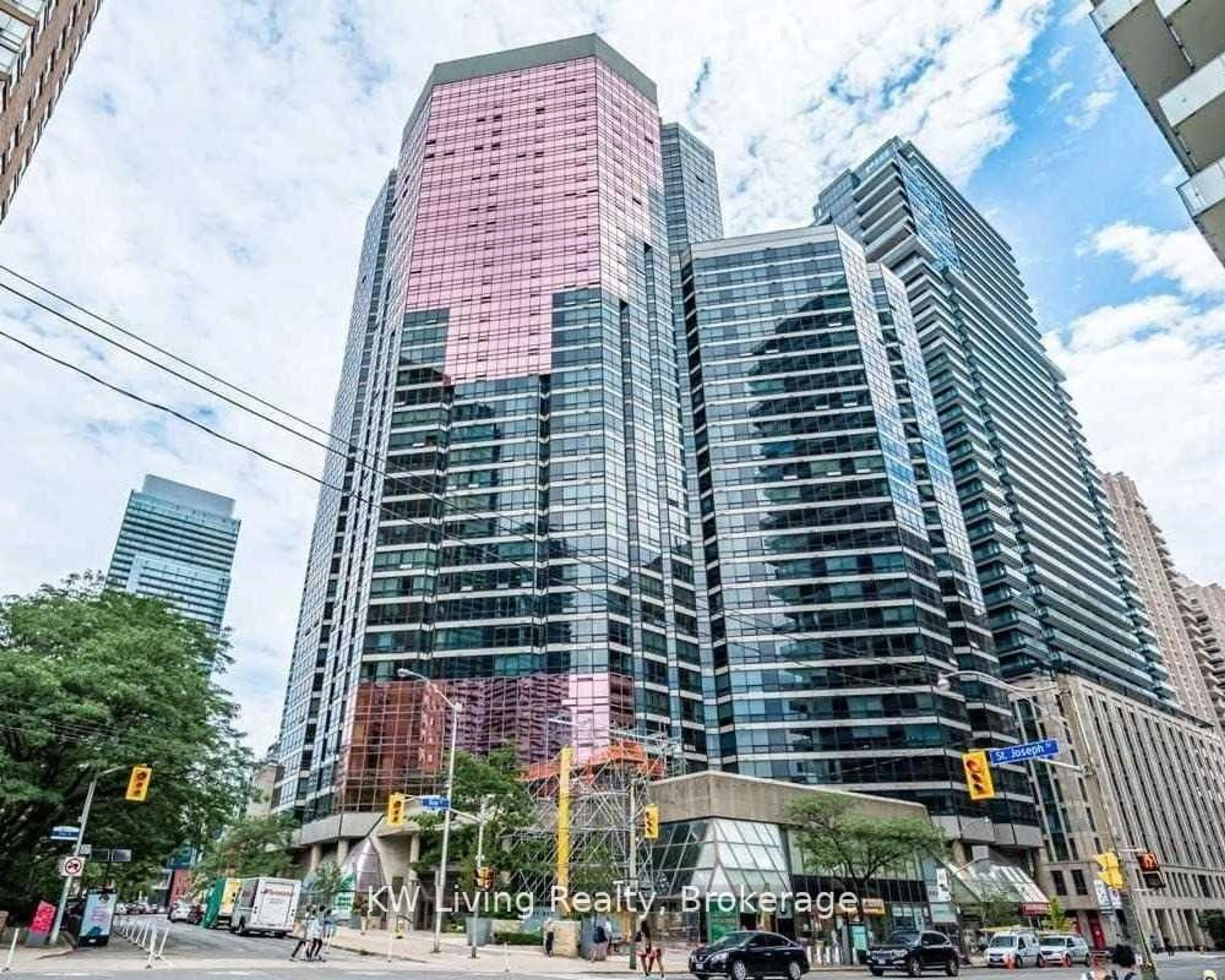 Unknown for 1001 Bay St #1109, Toronto Ontario M5S 3A6