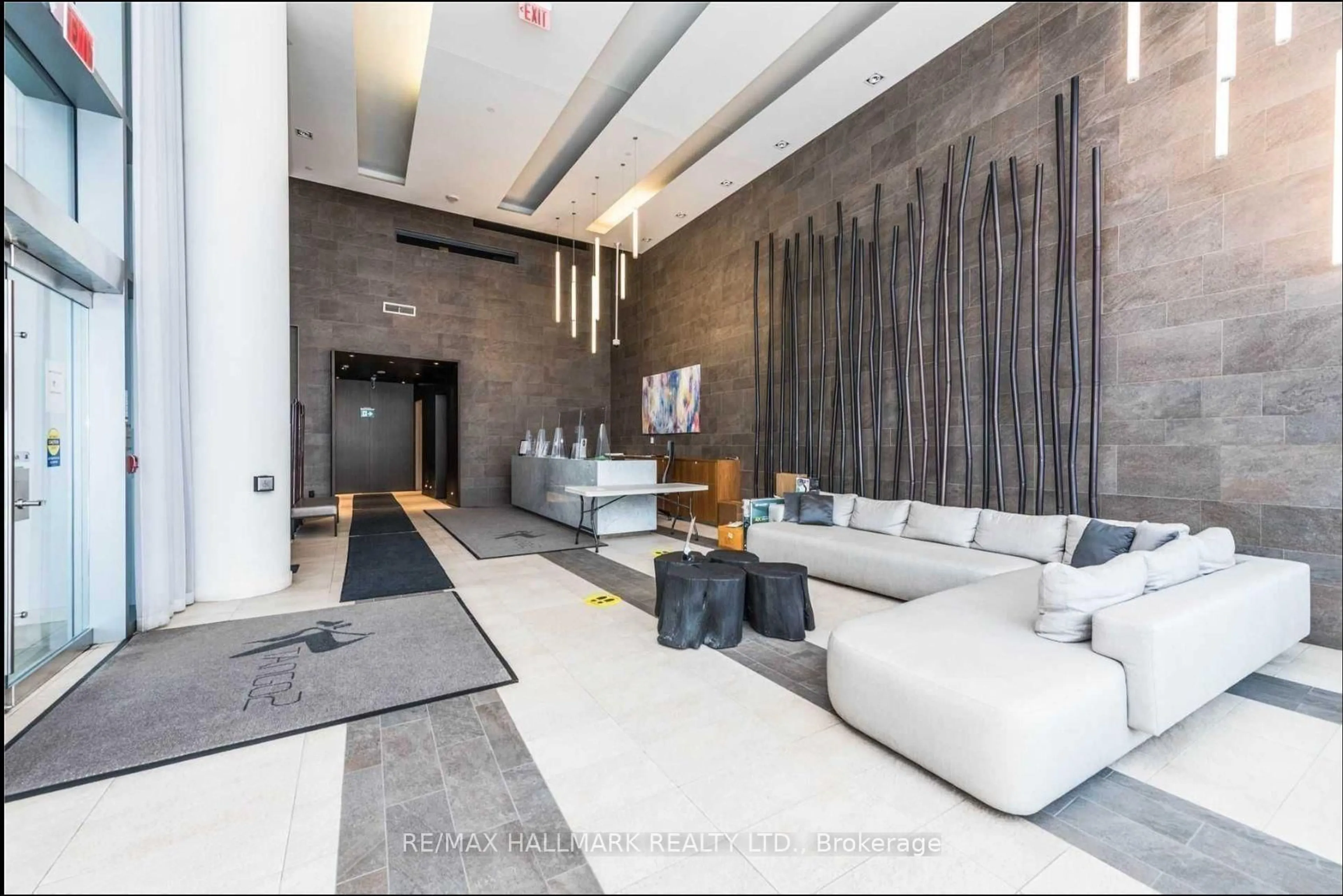 Lobby for 72 Esther Shiner Blvd #1510, Toronto Ontario M2K 2X9