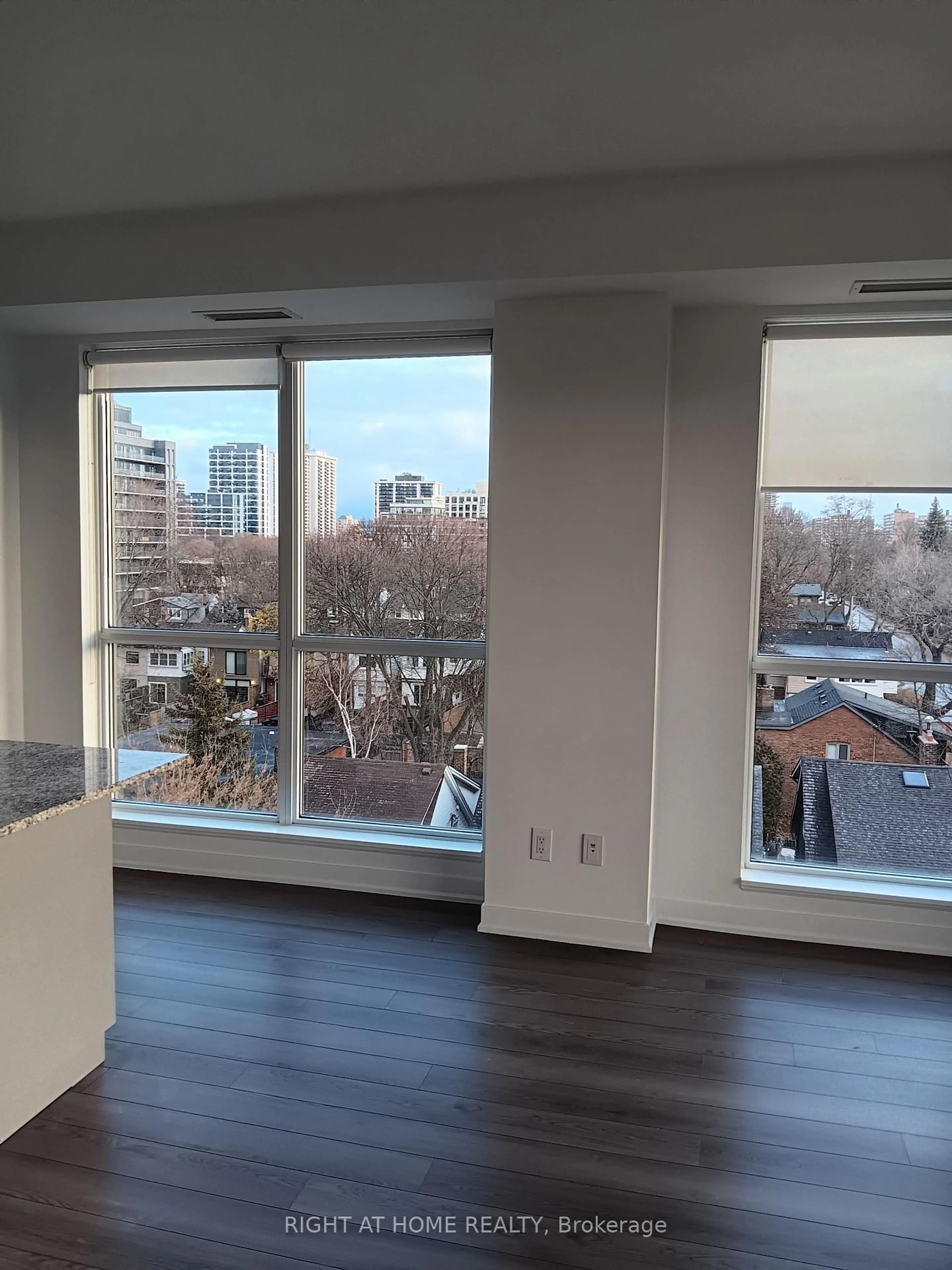 A pic of a room for 60 Berwick Ave #607, Toronto Ontario M5P 0A3
