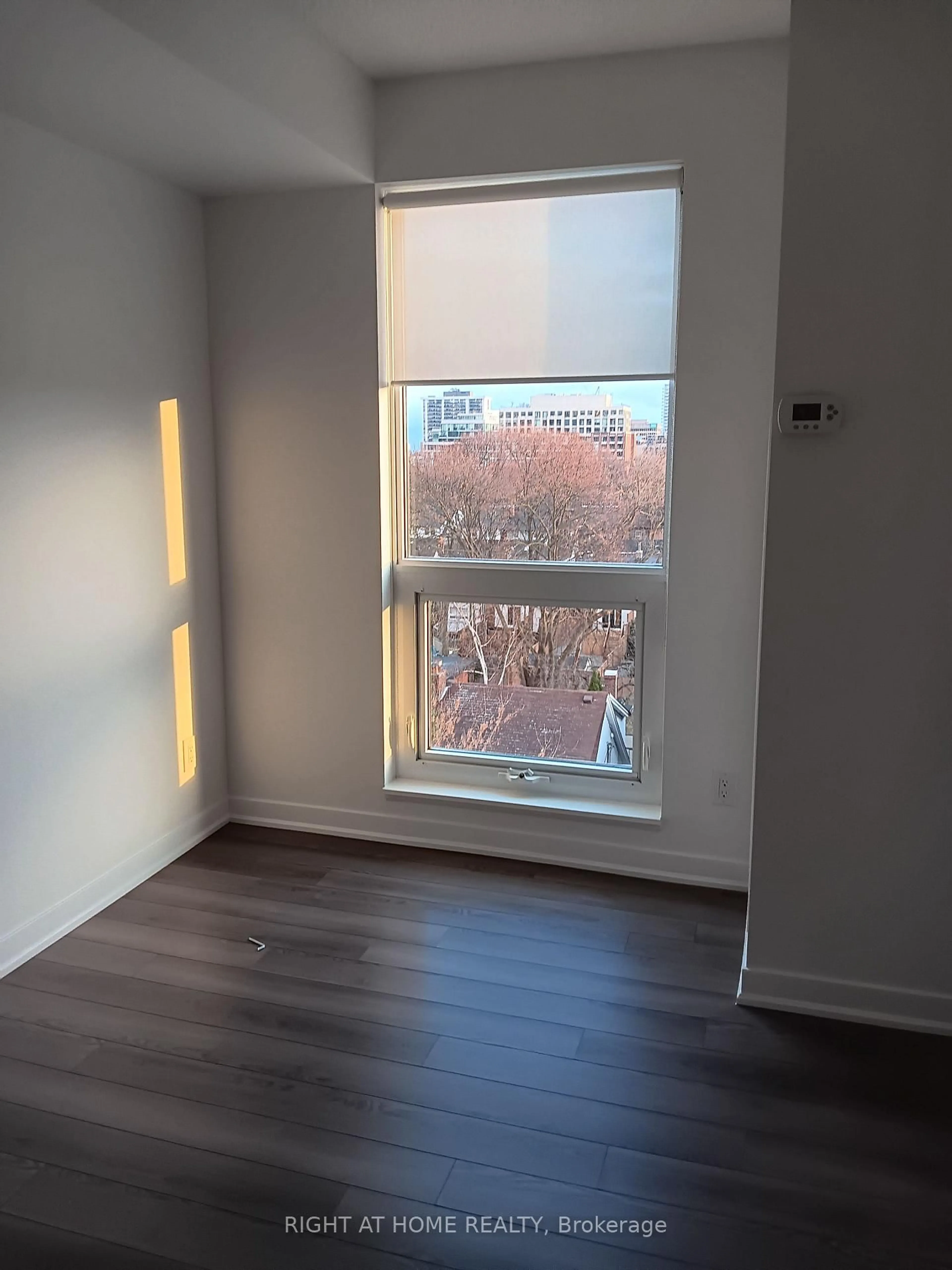 A pic of a room for 60 Berwick Ave #607, Toronto Ontario M5P 0A3