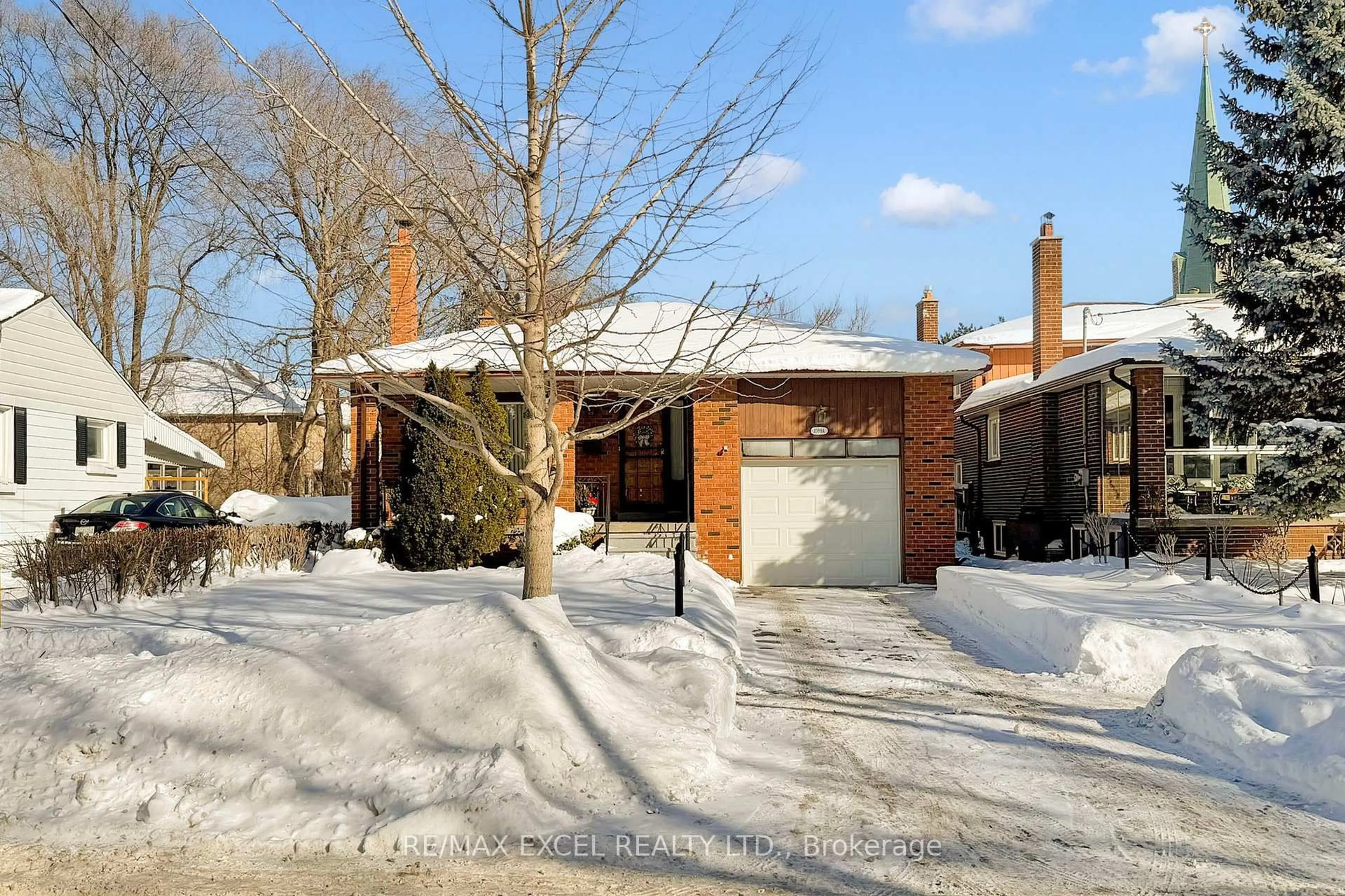 Home with brick exterior material, street for 1089A Lillian St, Toronto Ontario M2M 3G1