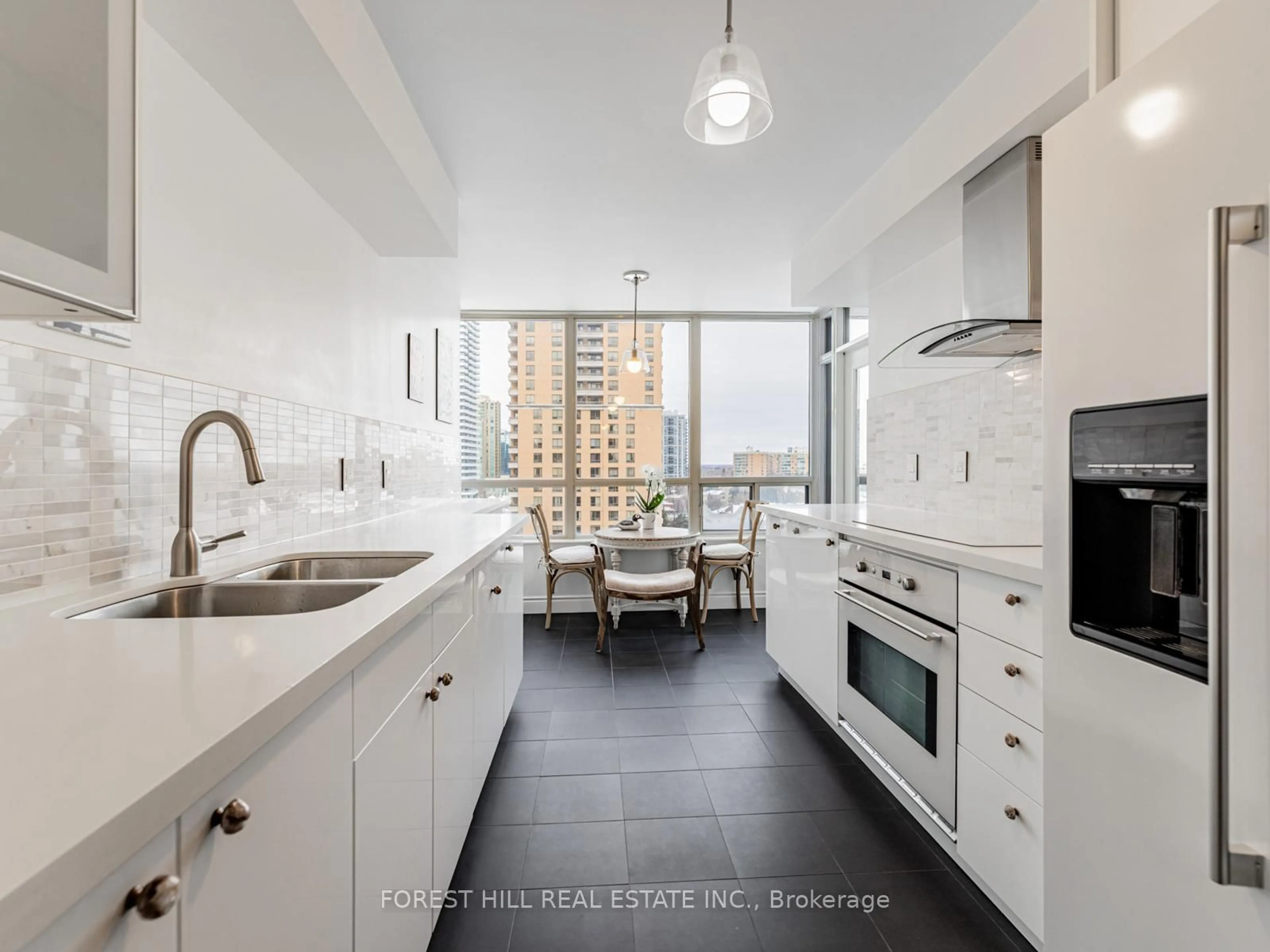 Standard kitchen, ceramic/tile floor for 880 Grandview Way #1103, Toronto Ontario M2N 7B2