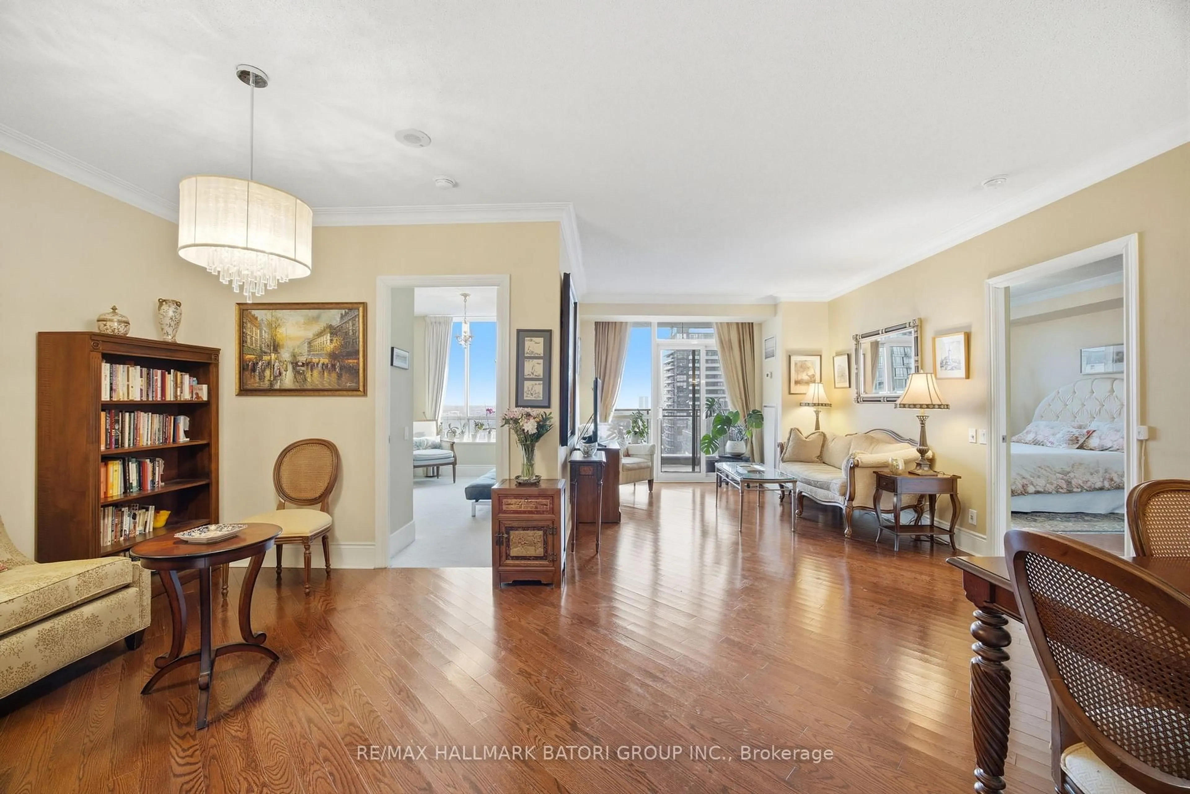 Unknown for 123 Eglinton Ave #1508, Toronto Ontario M4P 1J2