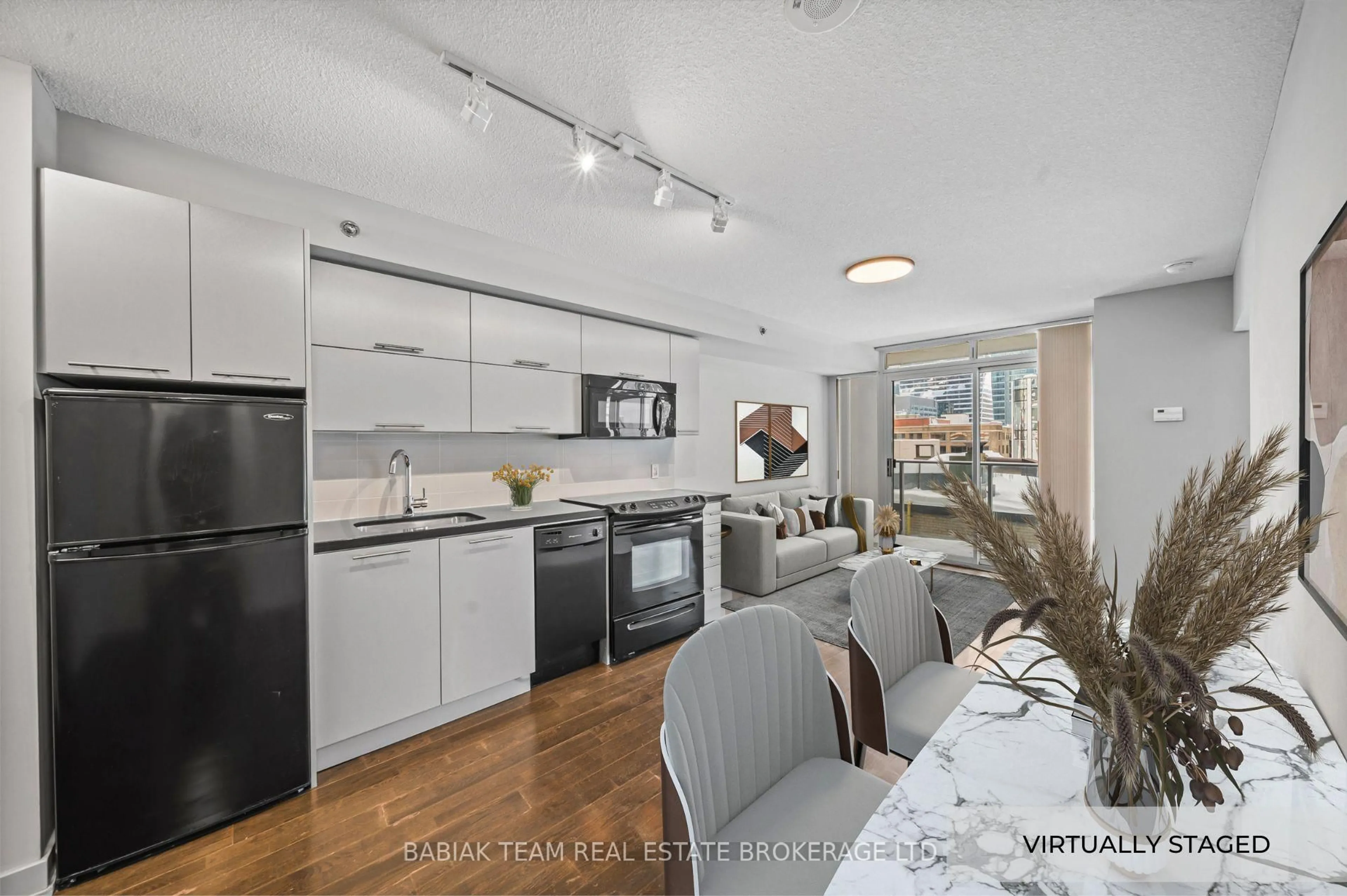 Open concept kitchen, unknown for 21 Nelson St #632, Toronto Ontario M5V 3H9
