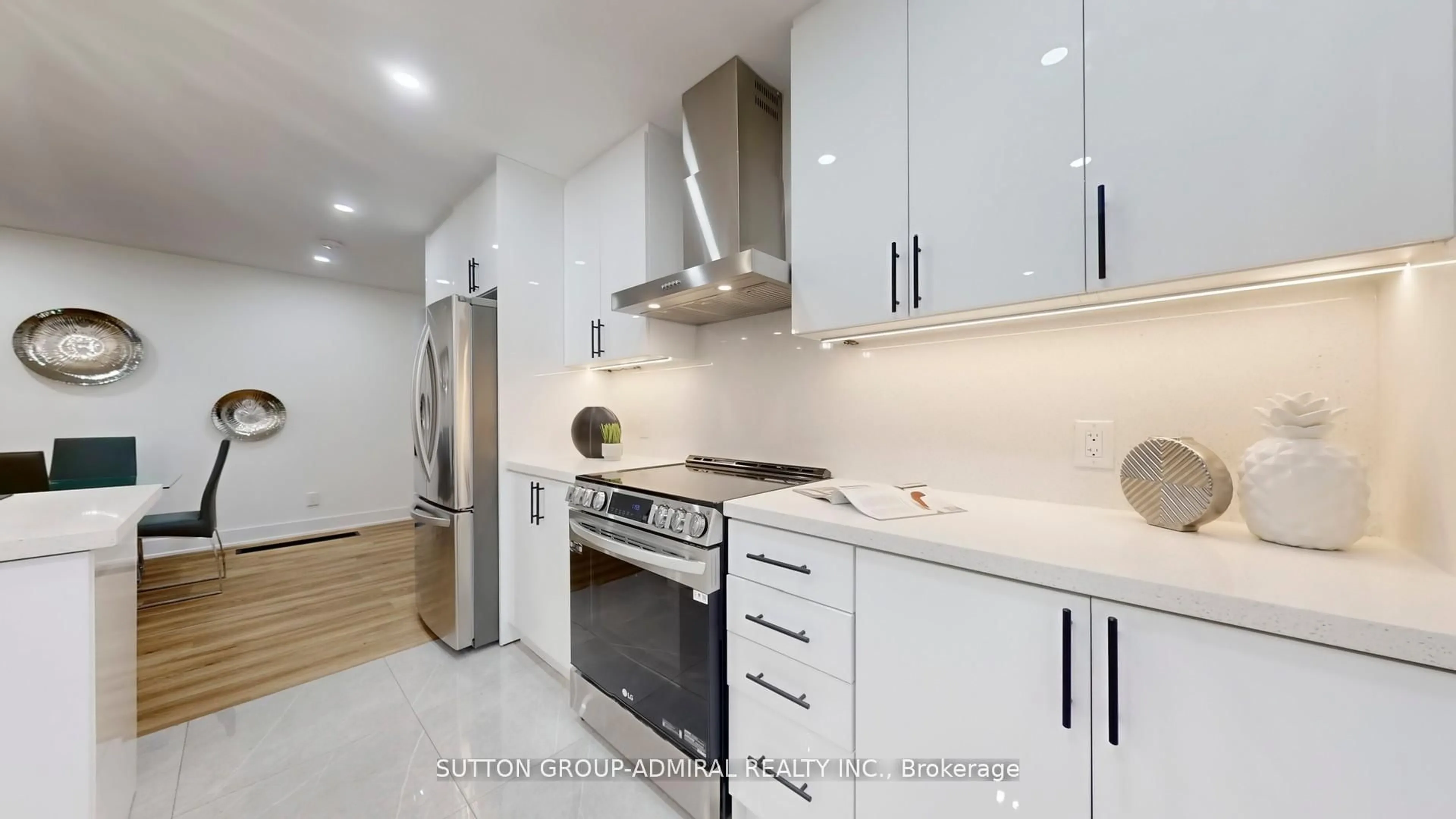 Unknown for 105 Baltray Cres, Toronto Ontario M3A 2H5