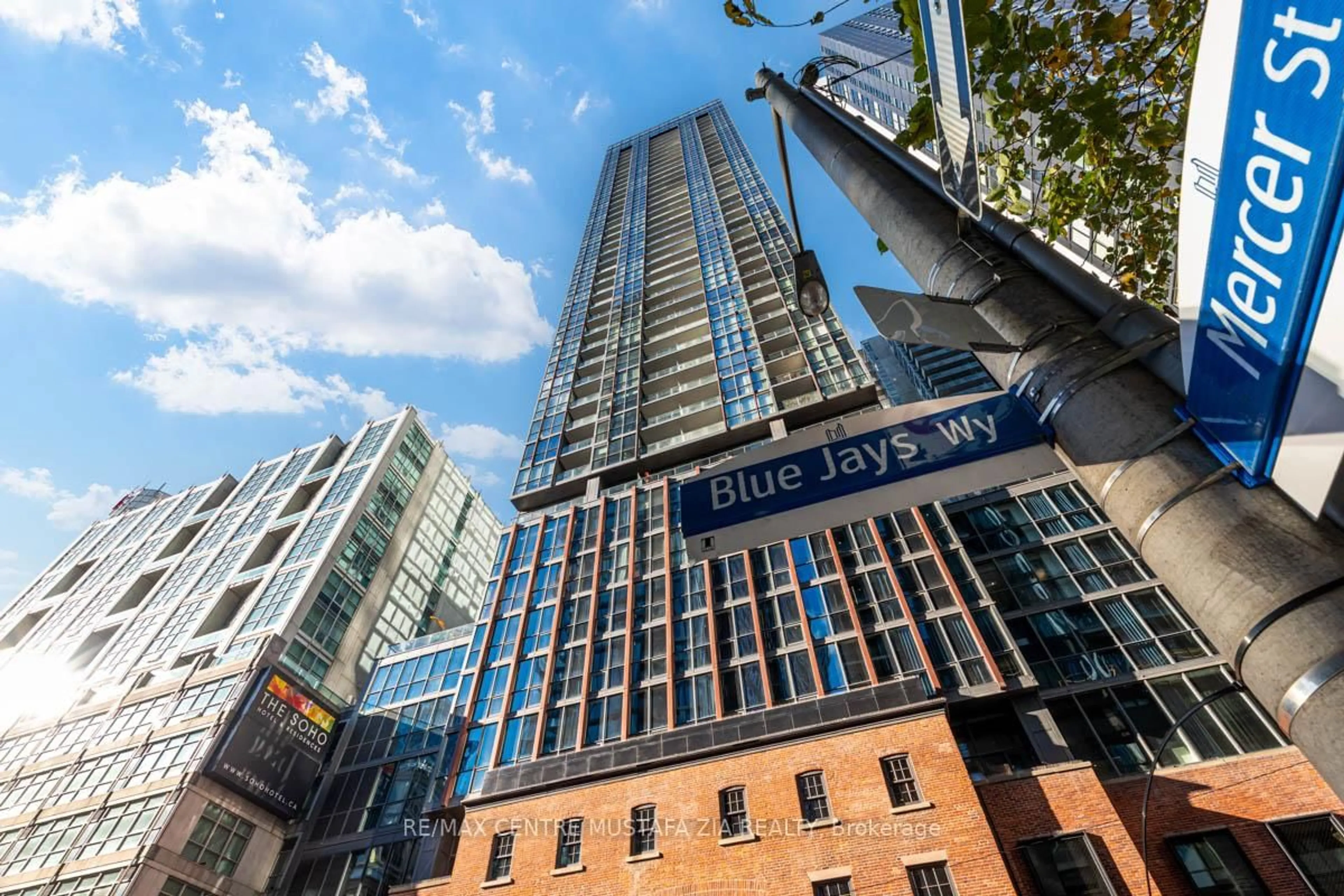 Unknown for 88 Blue Jays Way #2501, Toronto Ontario M5V 2G3