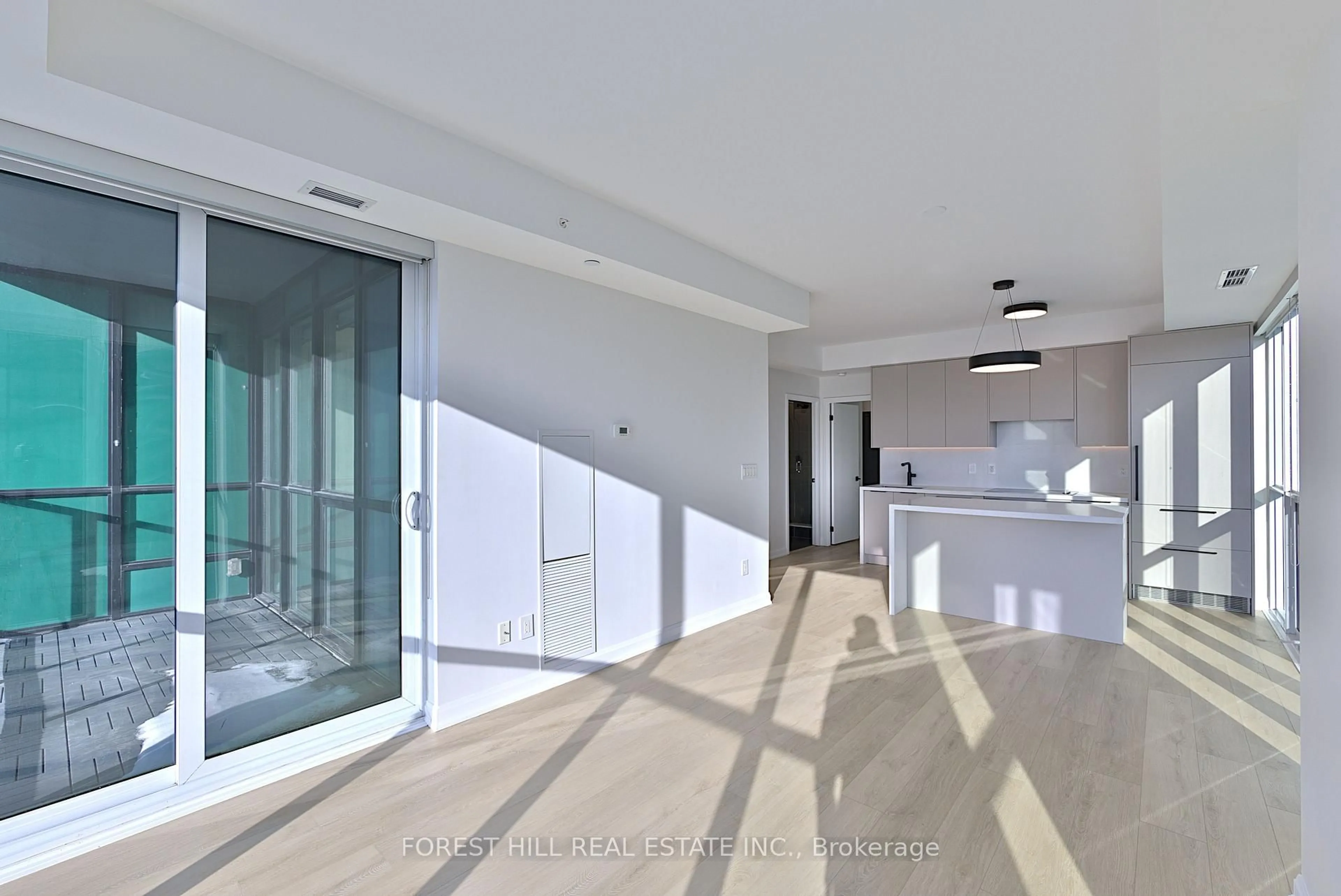 Indoor foyer for 11 Bogert Ave #2502, Toronto Ontario M2N 0H4