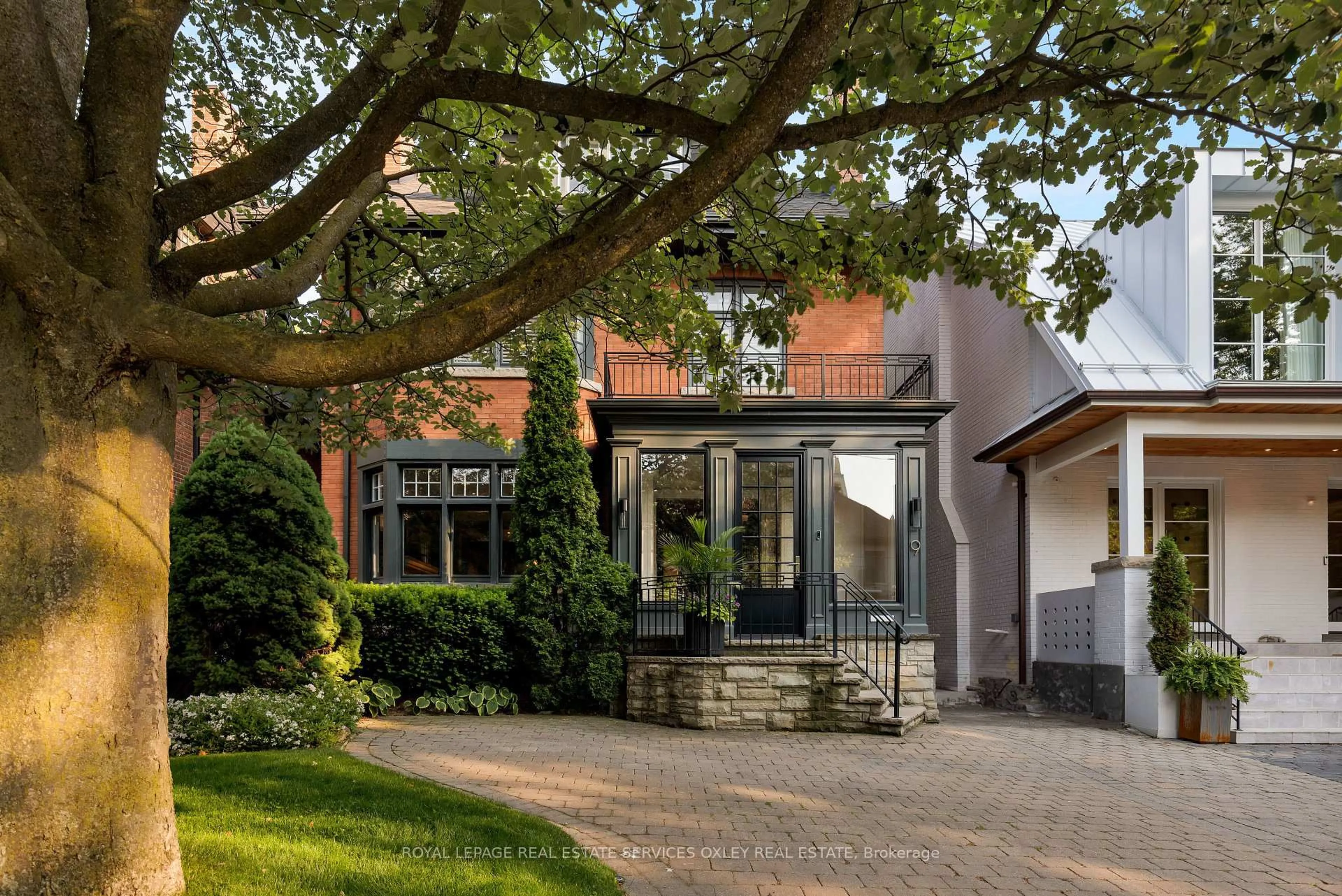 Unknown for 9 Lynwood Ave, Toronto Ontario M4V 1K3