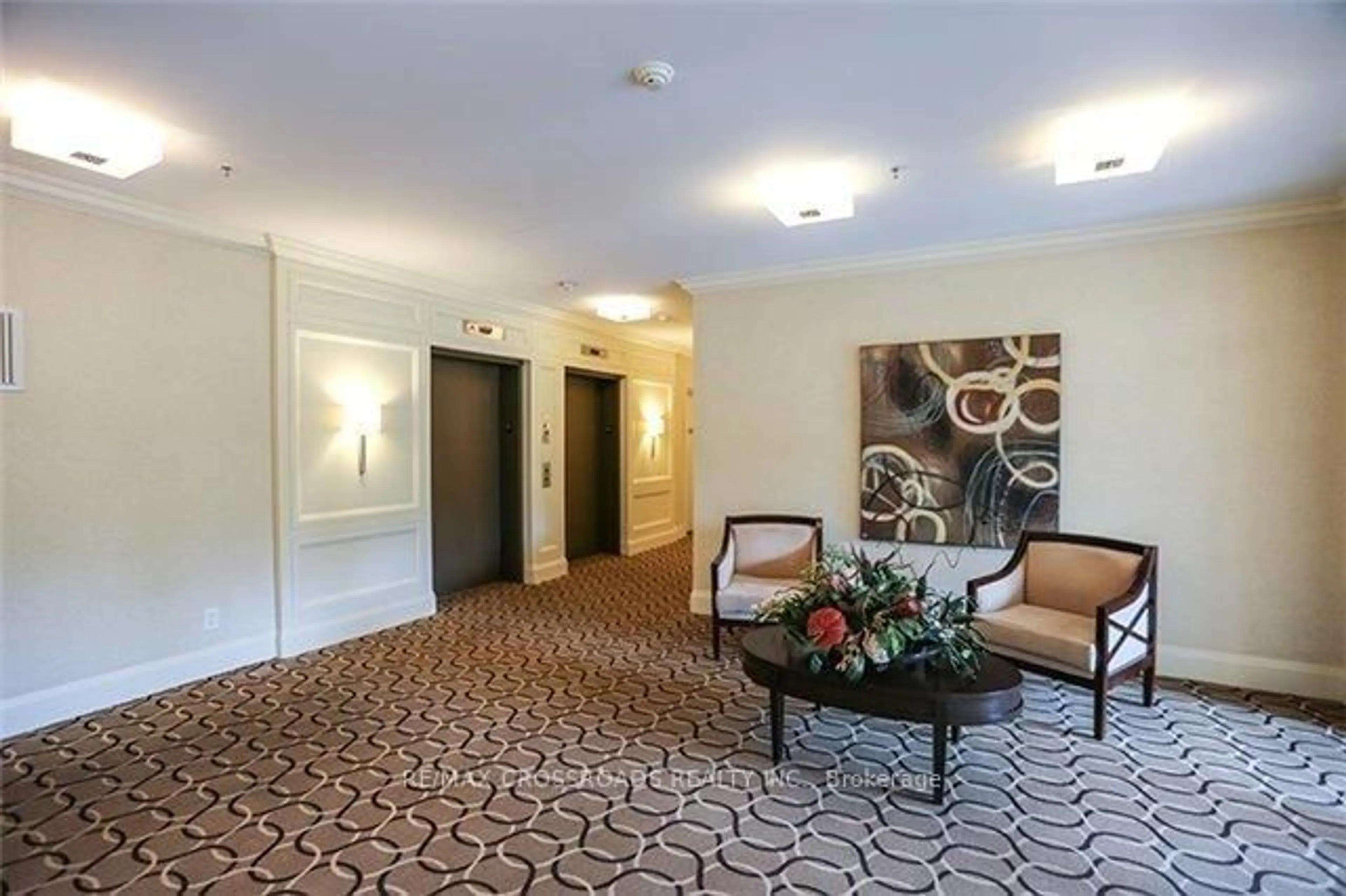 Indoor foyer for 10 Bloorview Pl #716, Toronto Ontario M2J 0B1