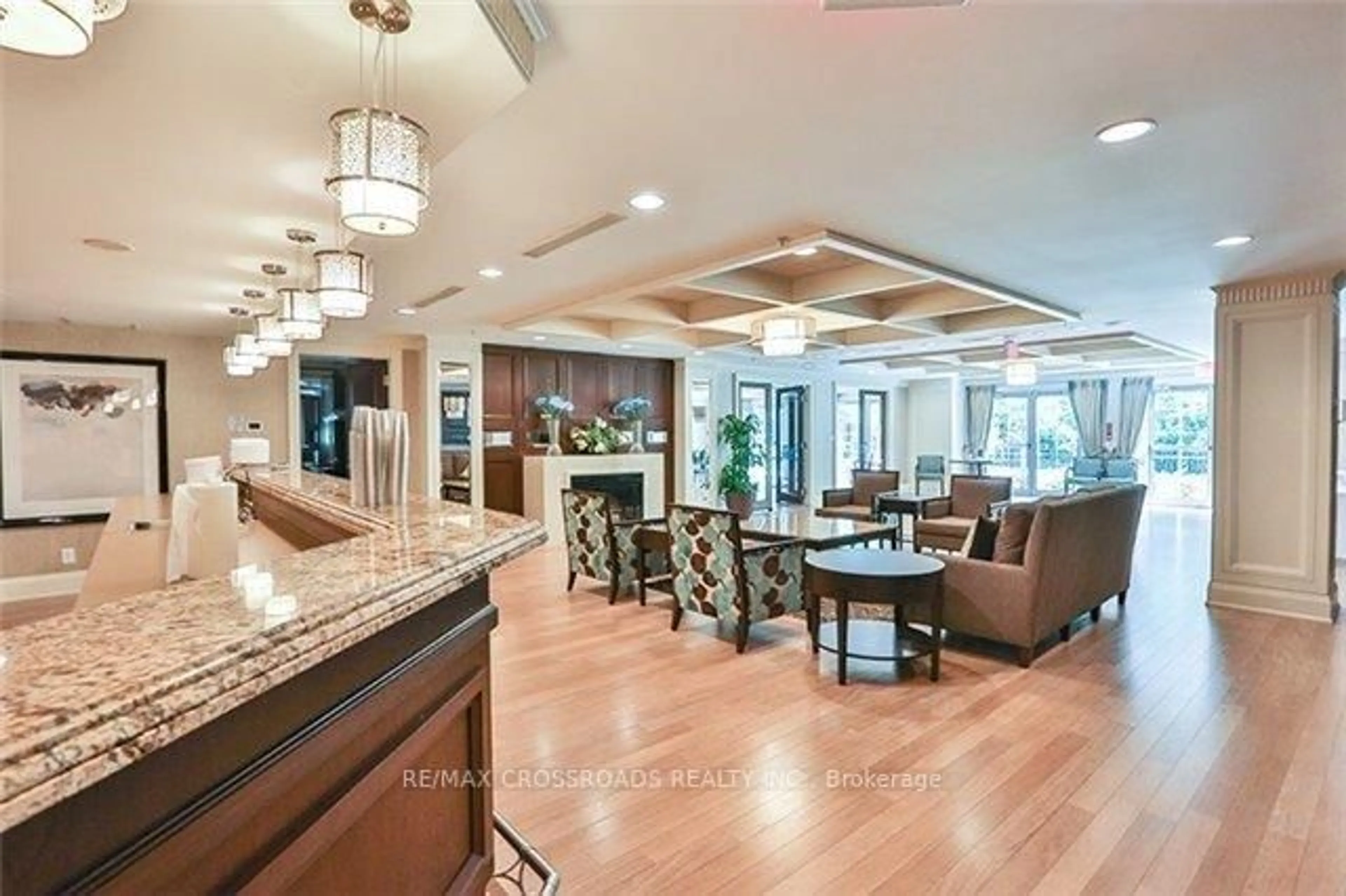 Open concept kitchen, wood/laminate floor for 10 Bloorview Pl #716, Toronto Ontario M2J 0B1