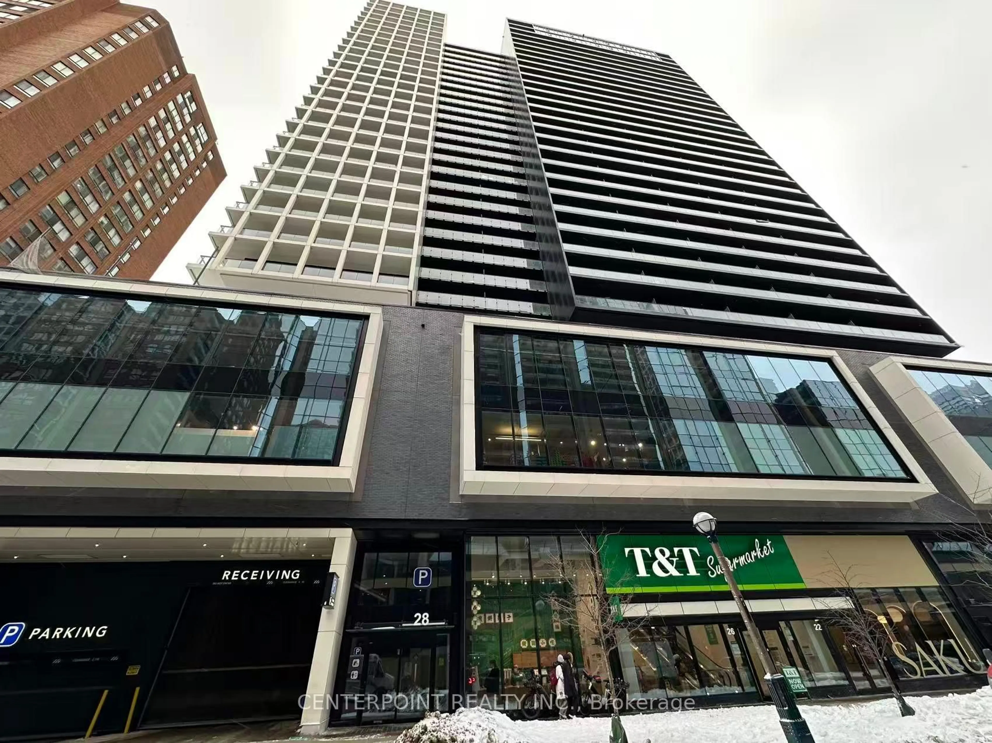 Indoor foyer for 20 Edward St #404, Toronto Ontario M5G 0C5