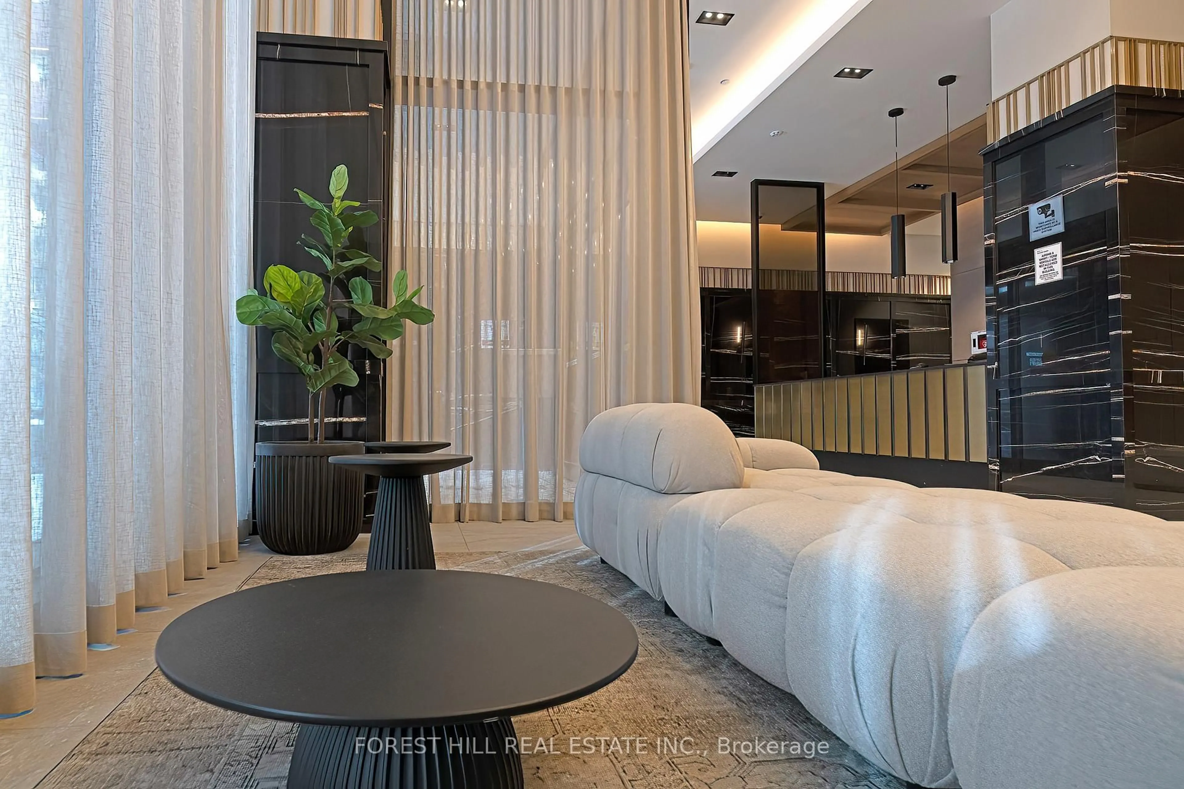 Lobby for 108 Peter St #1608, Toronto Ontario M5V 0W2