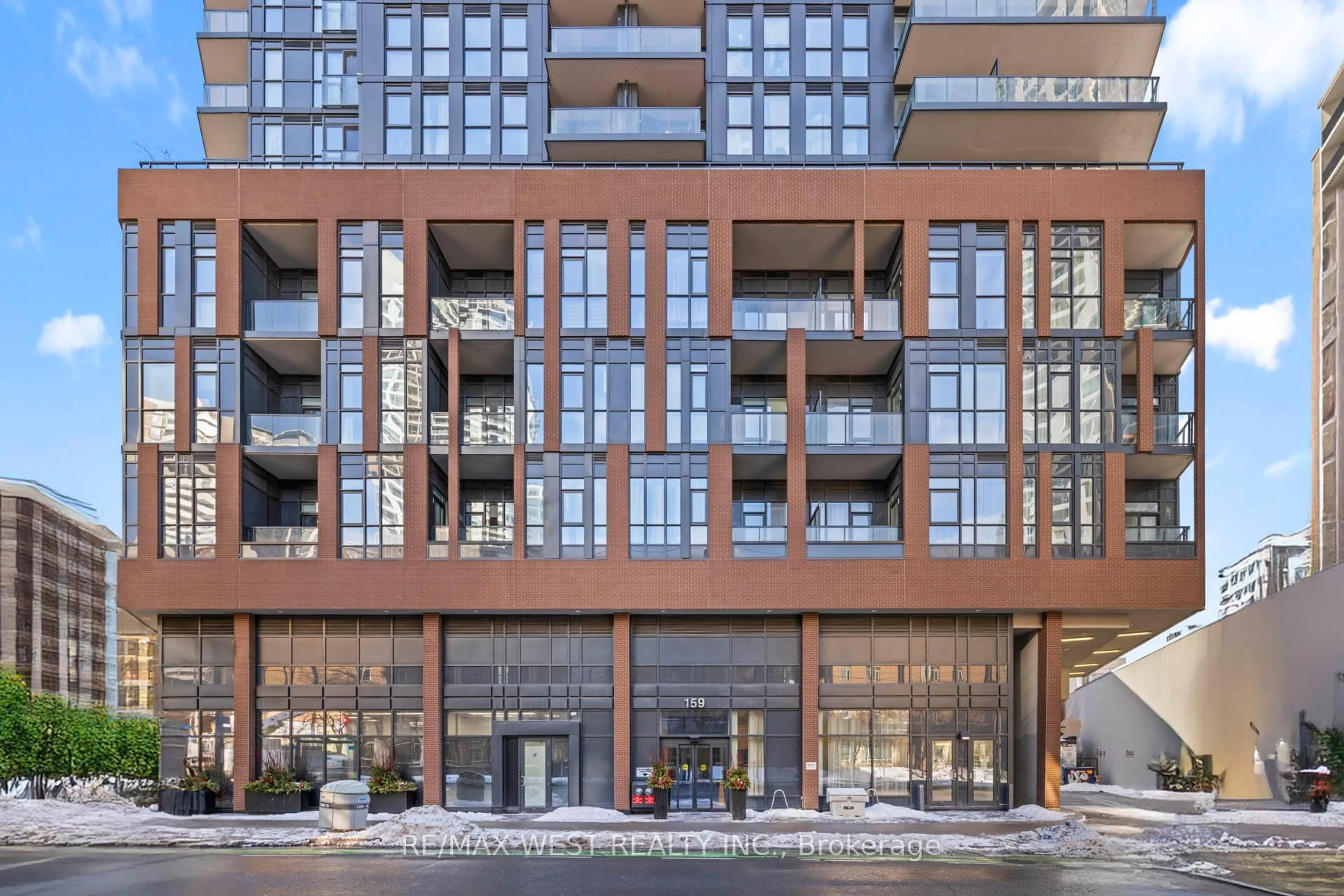 Unknown for 159 Wellesley St #1010, Toronto Ontario M4Y 0H5