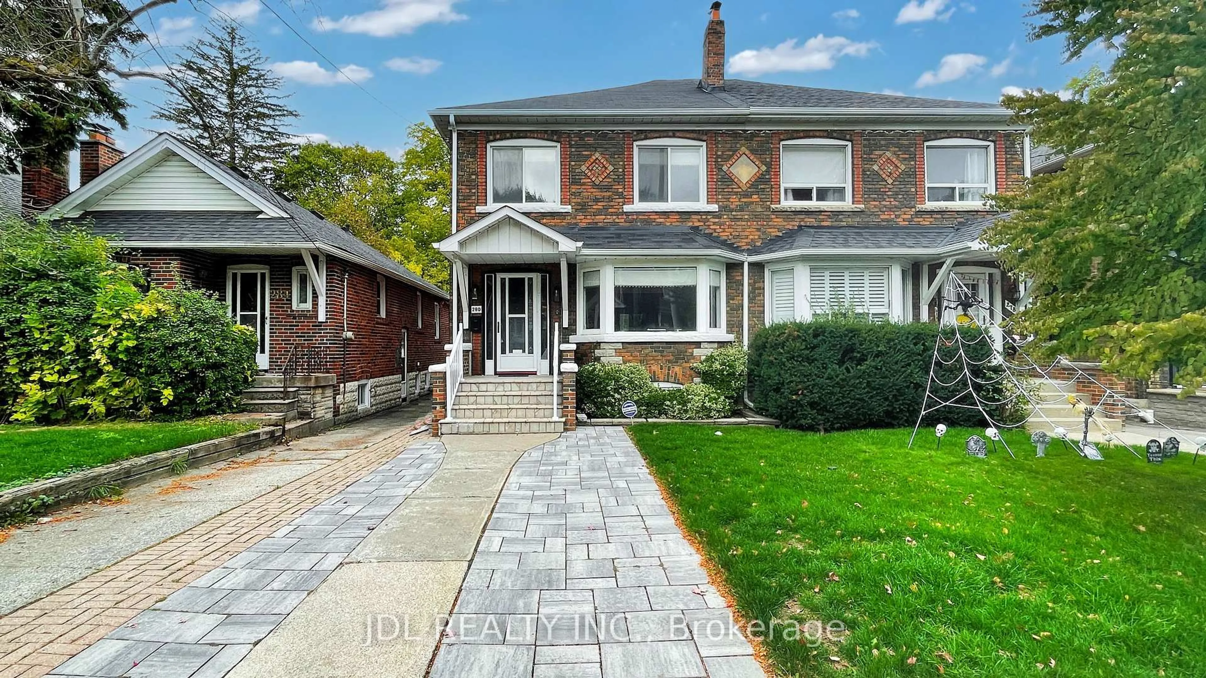 Home with brick exterior material, street for 280 Fairlawn Ave, Toronto Ontario M5M 1T1