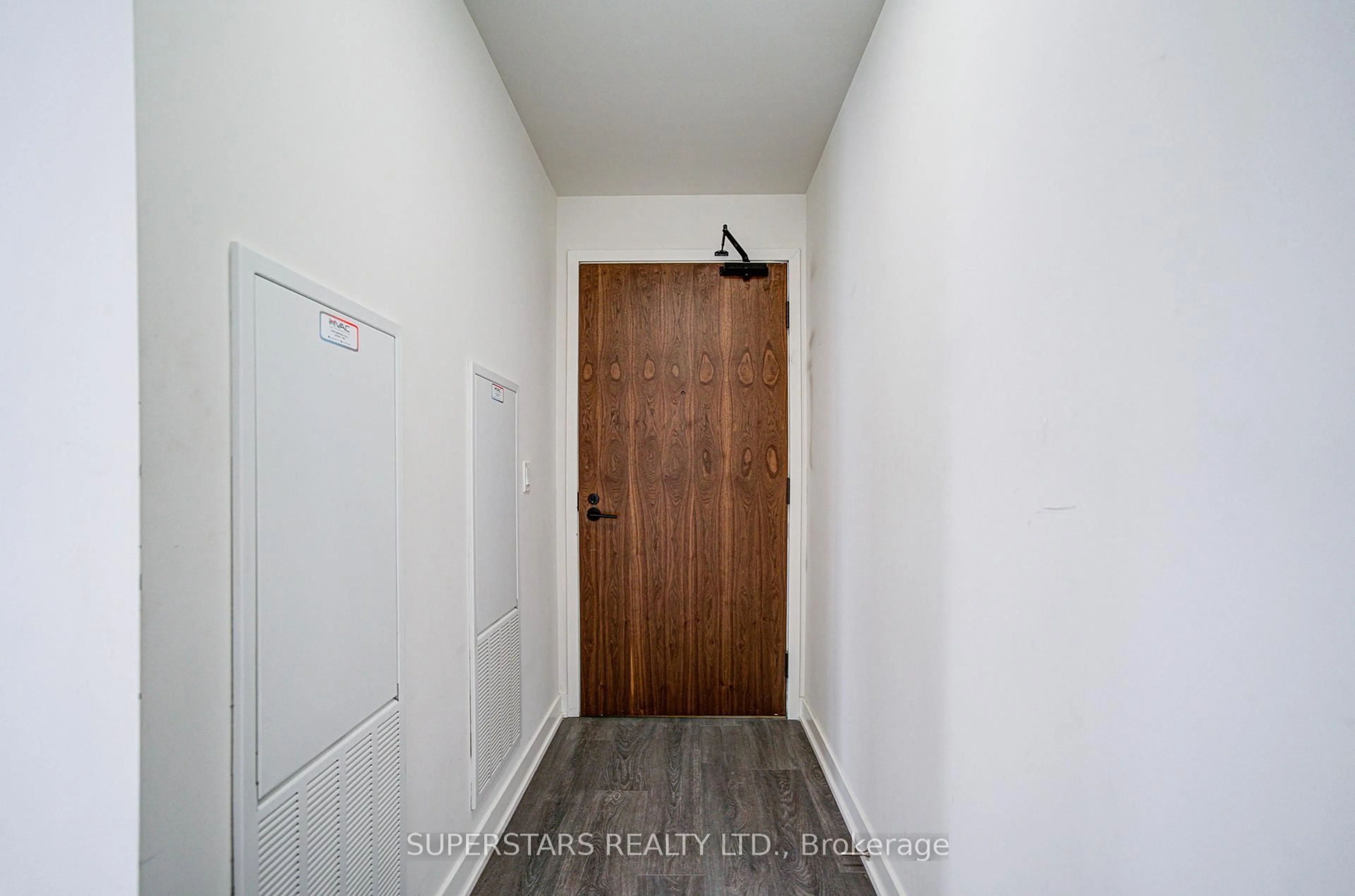 Indoor entryway for 6 Sonic Way #3007, Toronto Ontario M3C 0P1
