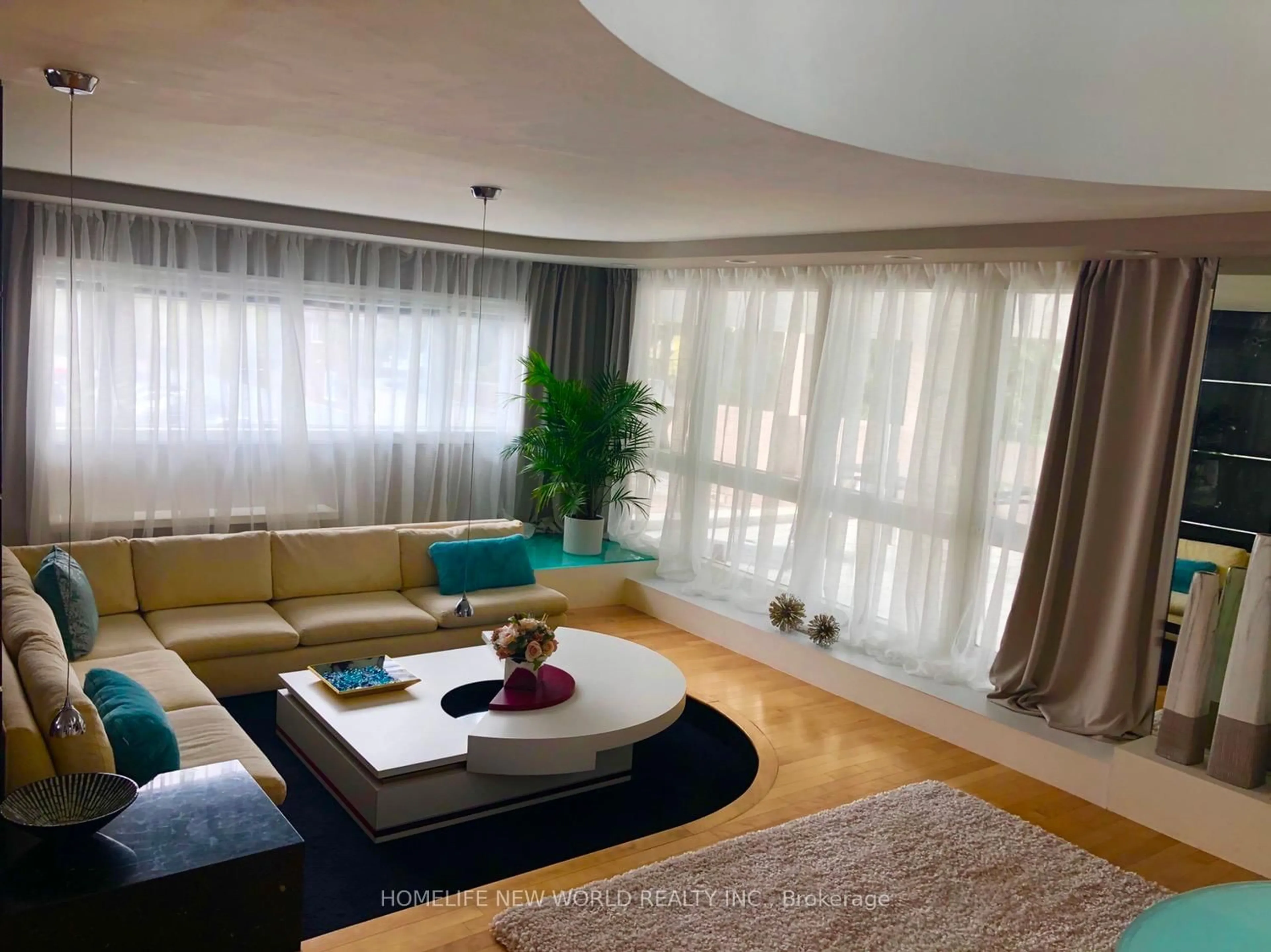 Living room with furniture, unknown for 12 Florence Ave, Toronto Ontario M2N 1E9