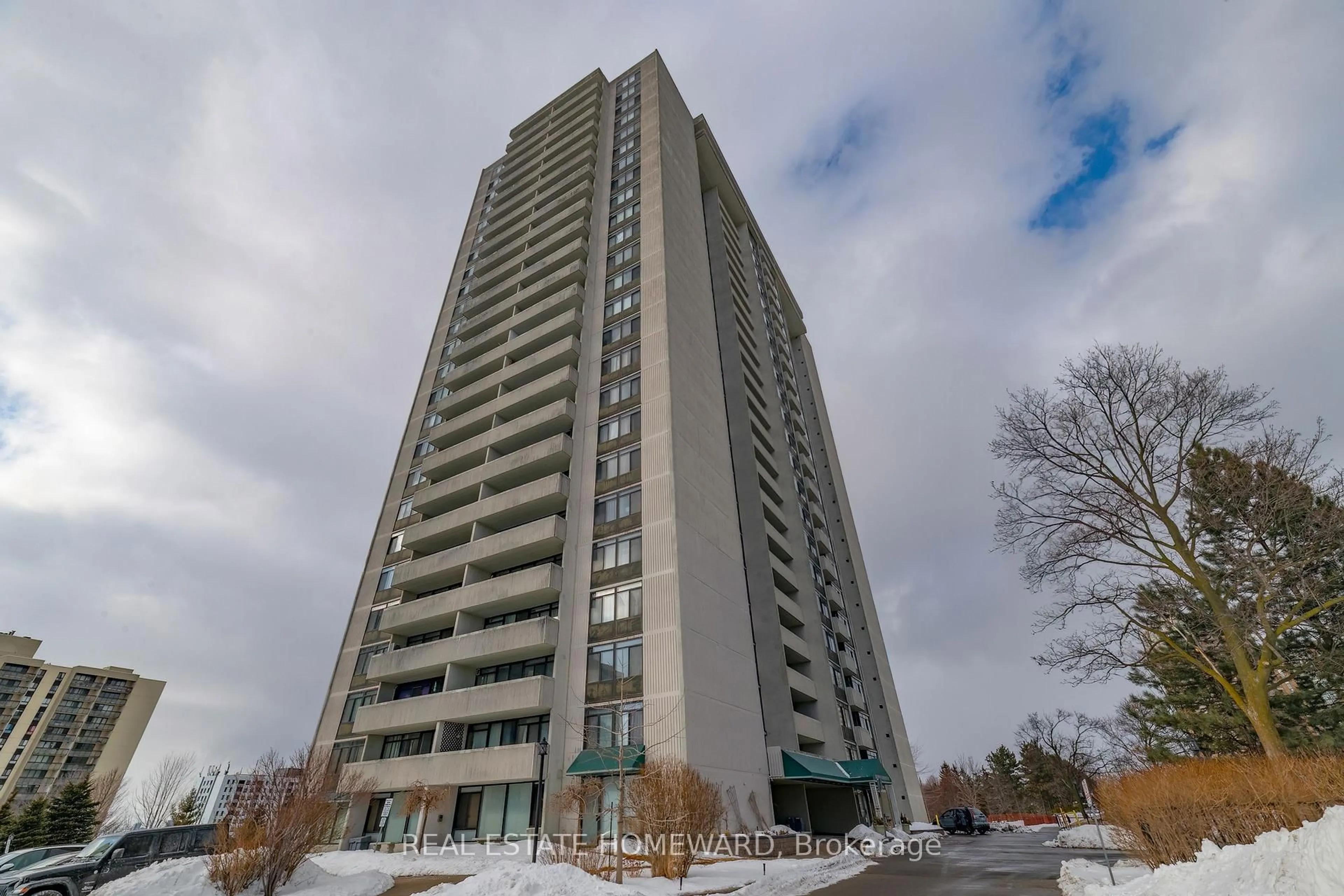 Indoor foyer for 3300 Don Mills Rd #1202, Toronto Ontario M2J 4X7