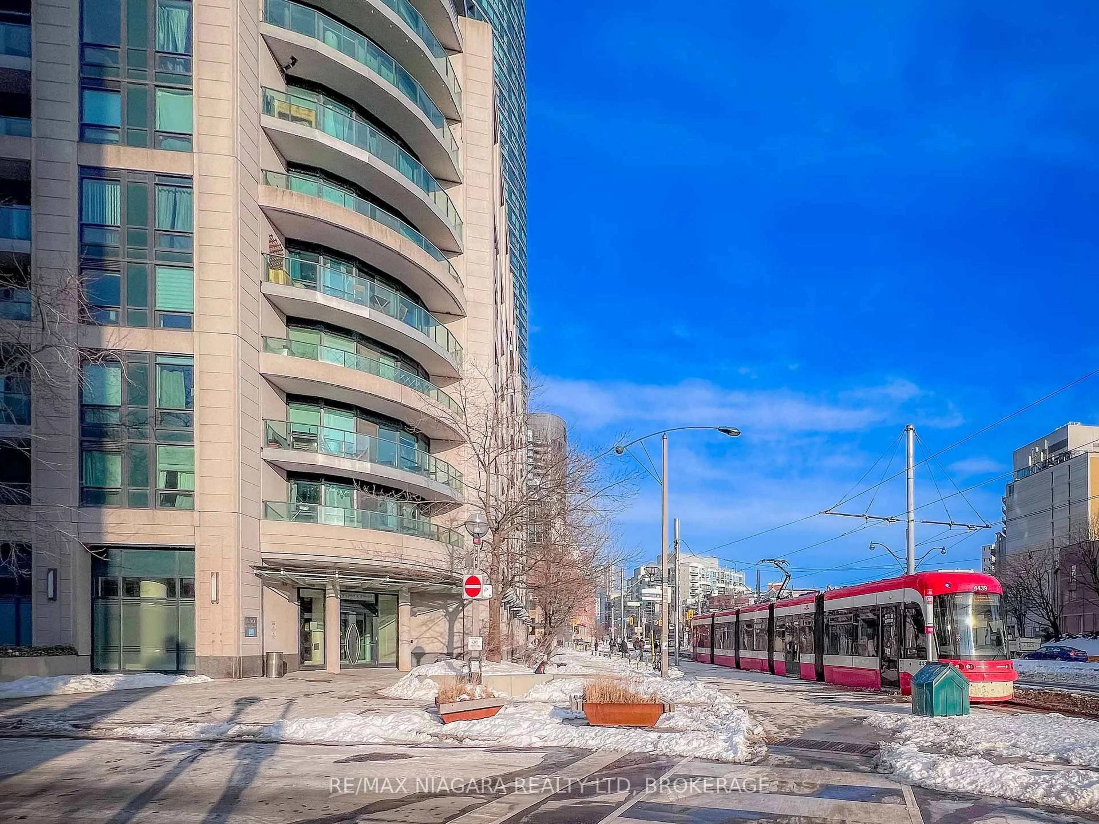 Unknown for 600 Fleet St #1601, Toronto Ontario M5V 1B7