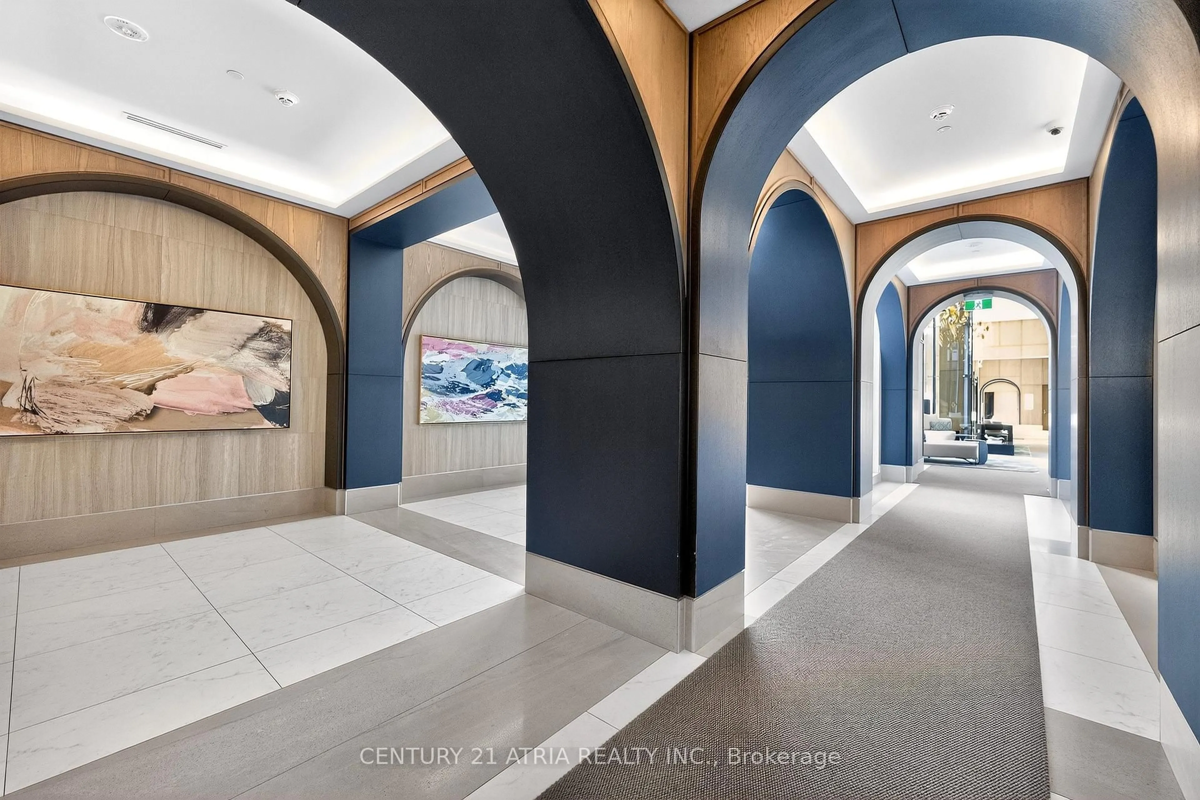 Indoor foyer for 30 Inn On The Park Dr #802, Toronto Ontario M3C 0P7