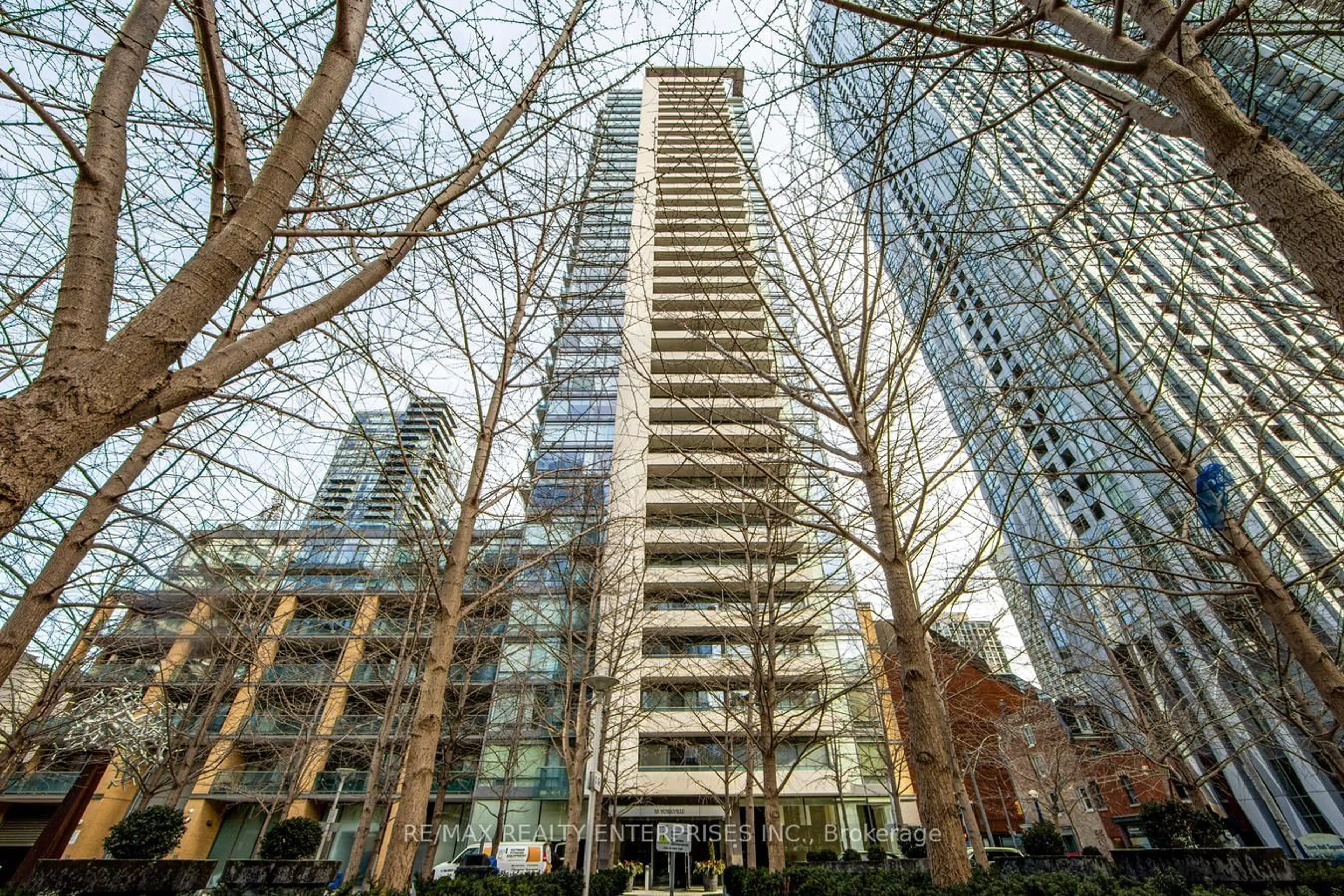 Unknown for 18 Yorkville Ave #315, Toronto Ontario M4W 3Y8