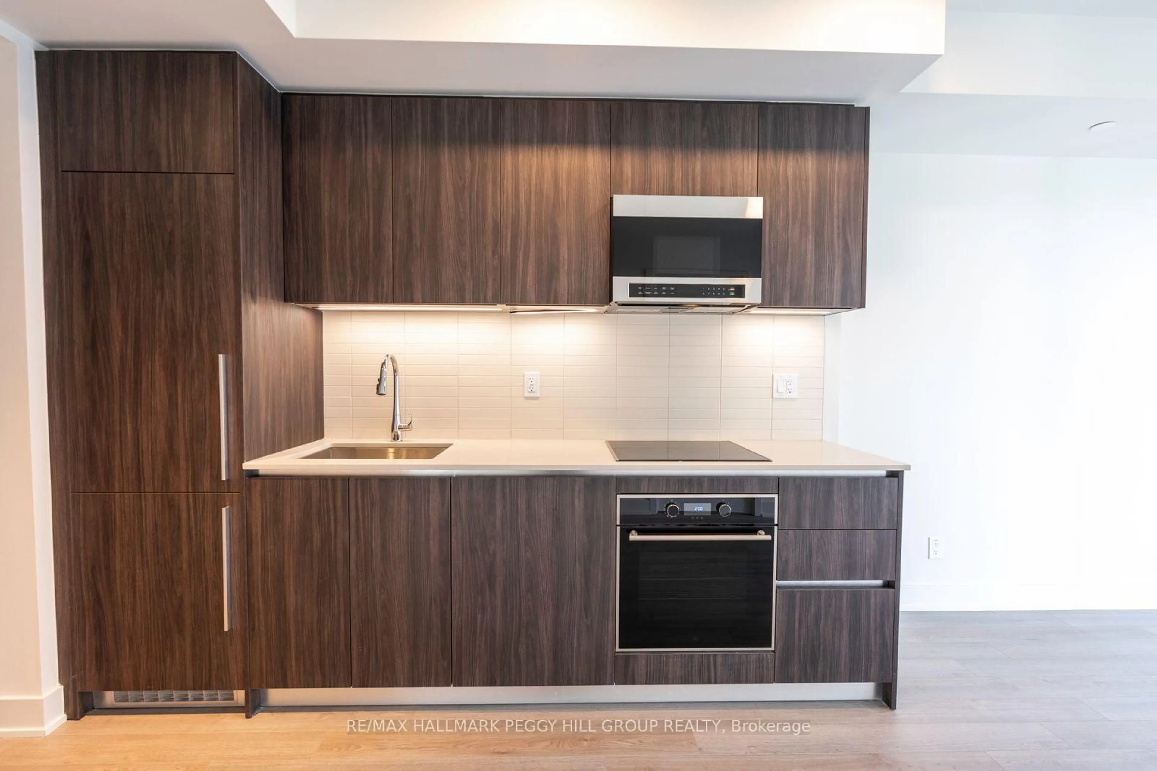 Standard kitchen, unknown for 8 Cumberland St #2801, Toronto Ontario M4W 0B6