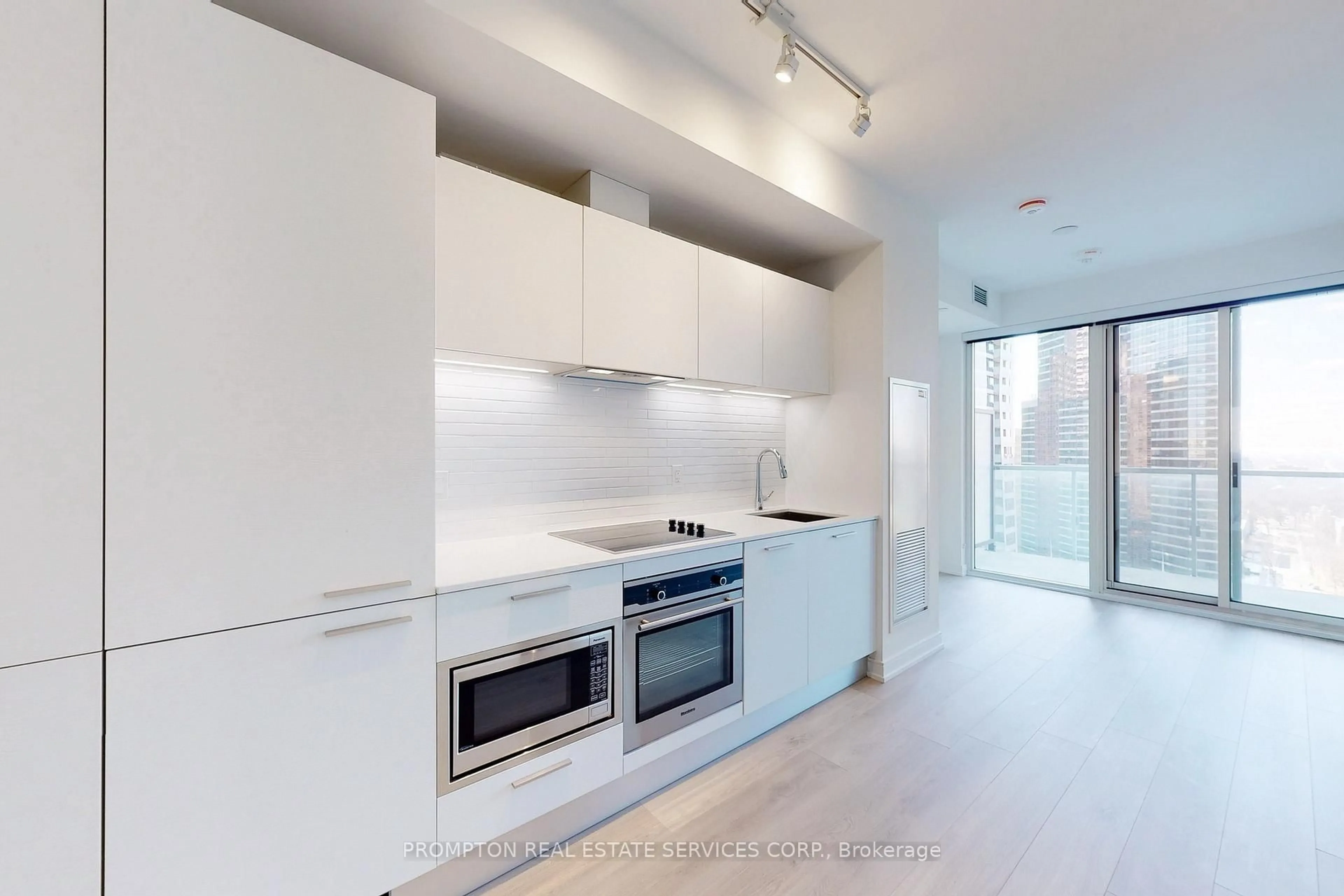 Unknown for 3 Gloucester St #2812, Toronto Ontario M4Y 0C6