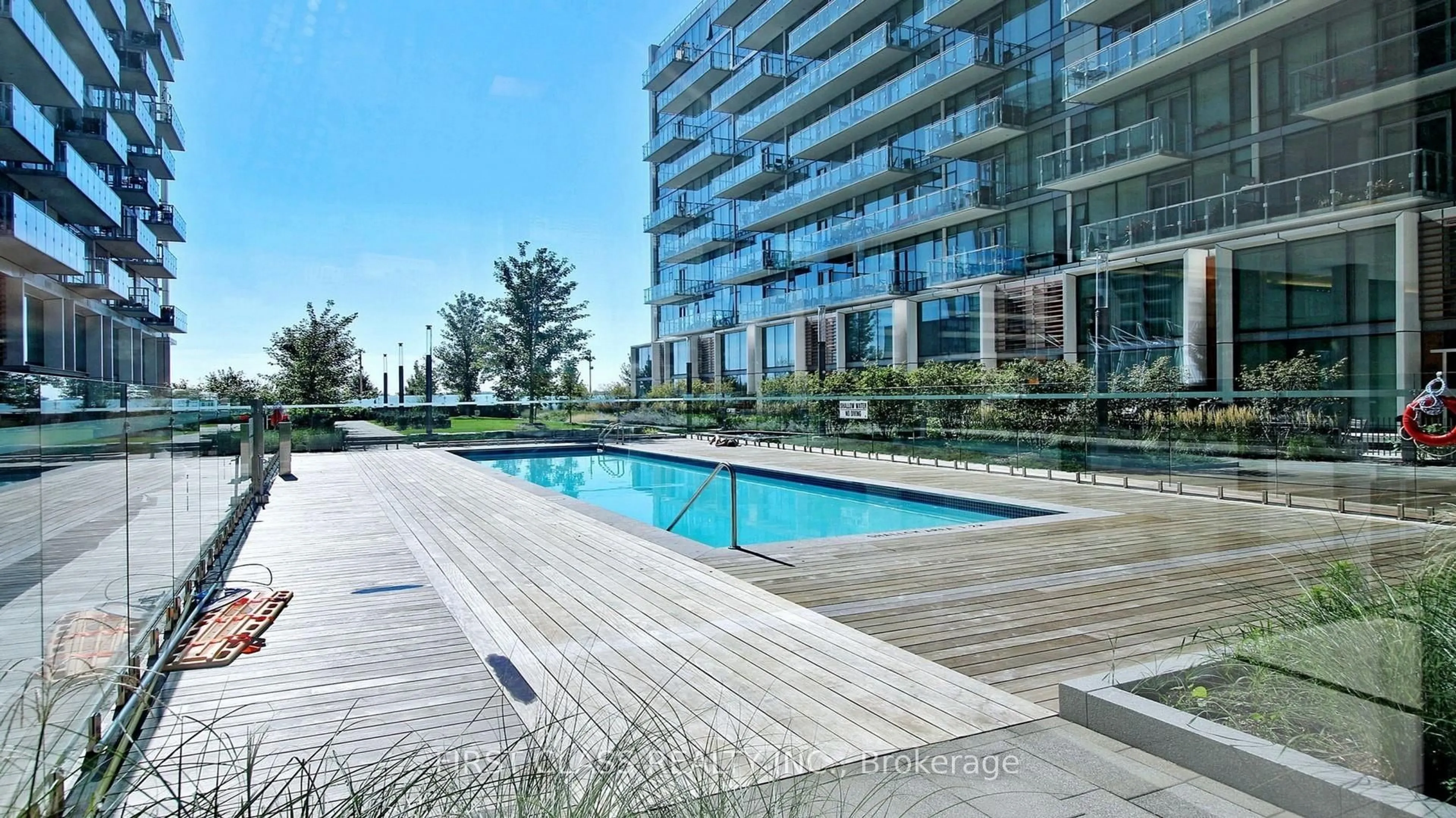 Pool for 39 Queens Quay #402, Toronto Ontario M5E 0A5