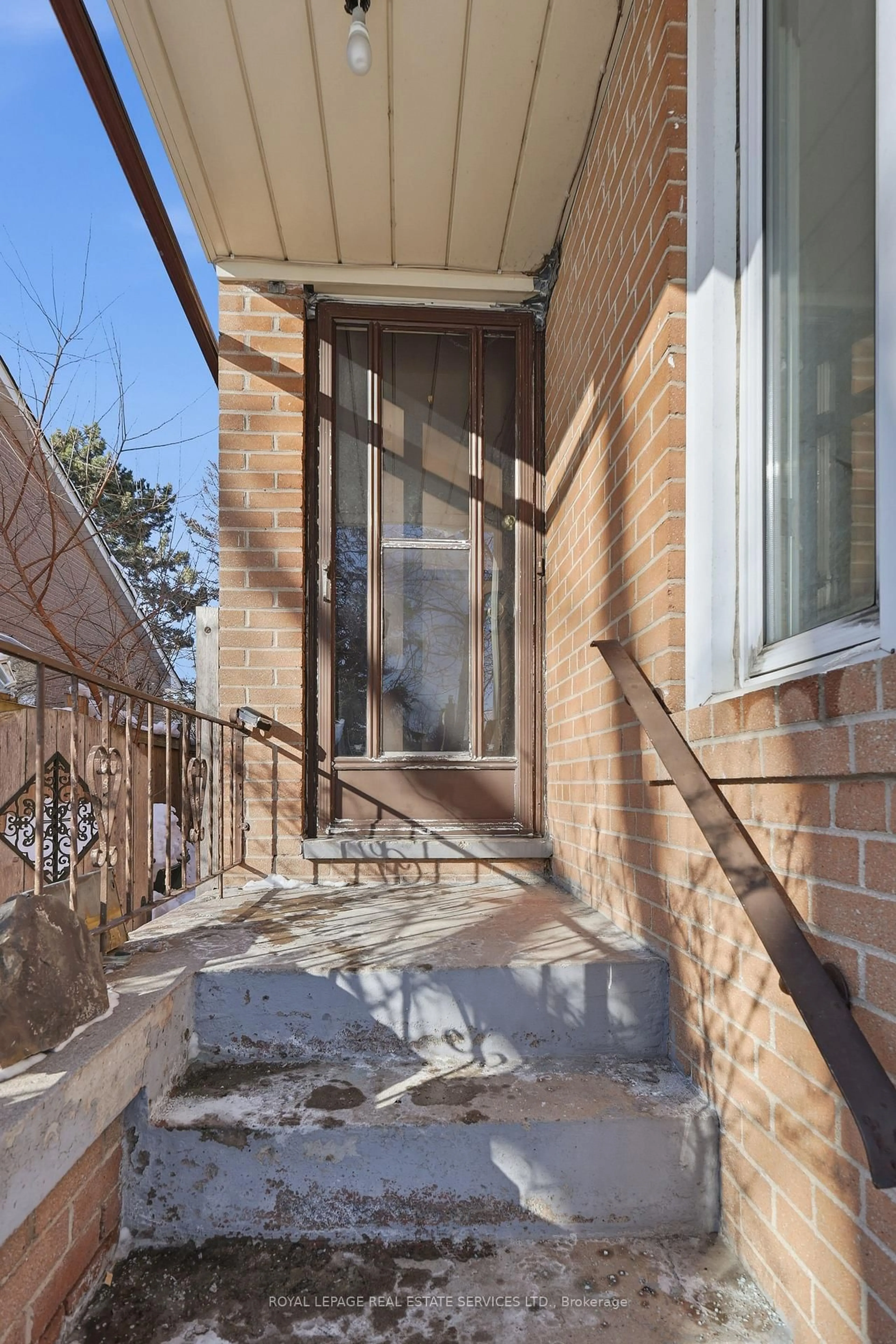 Home with brick exterior material, street for 42 Pinemore Cres, Toronto Ontario M3A 1W6