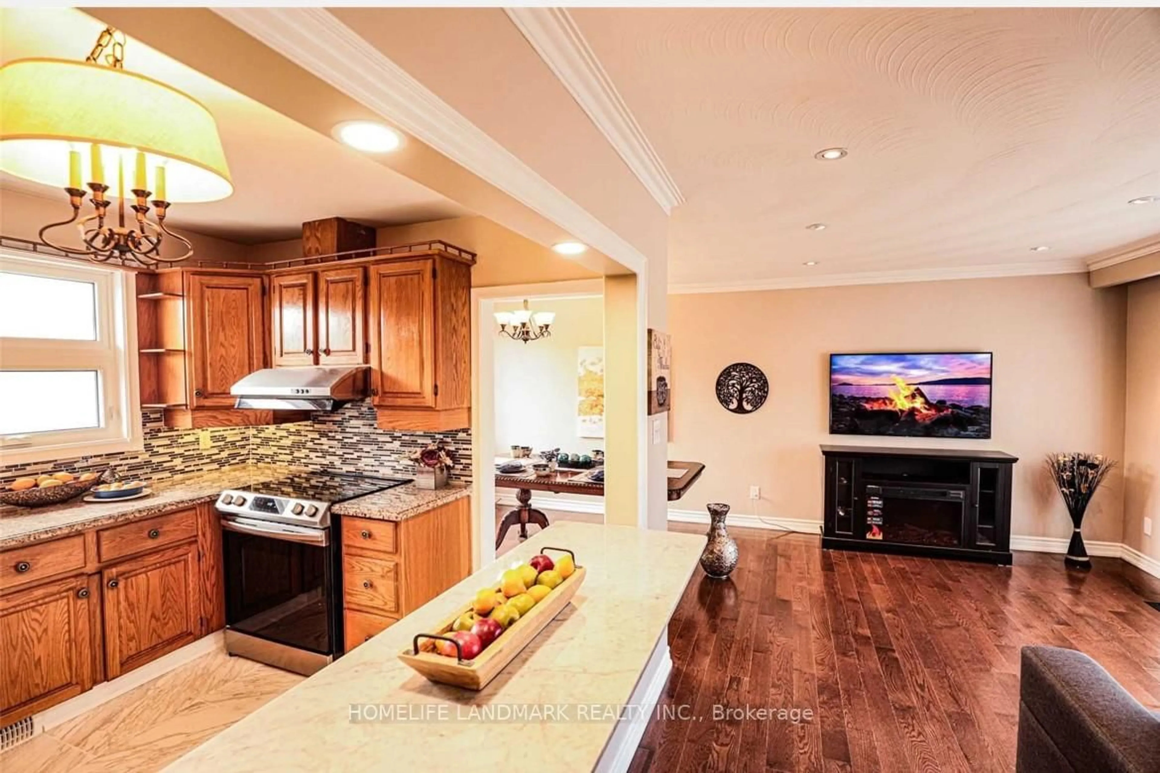 Open concept kitchen, ceramic/tile floor for 50 Slidell Cres, Toronto Ontario M3A 2C4