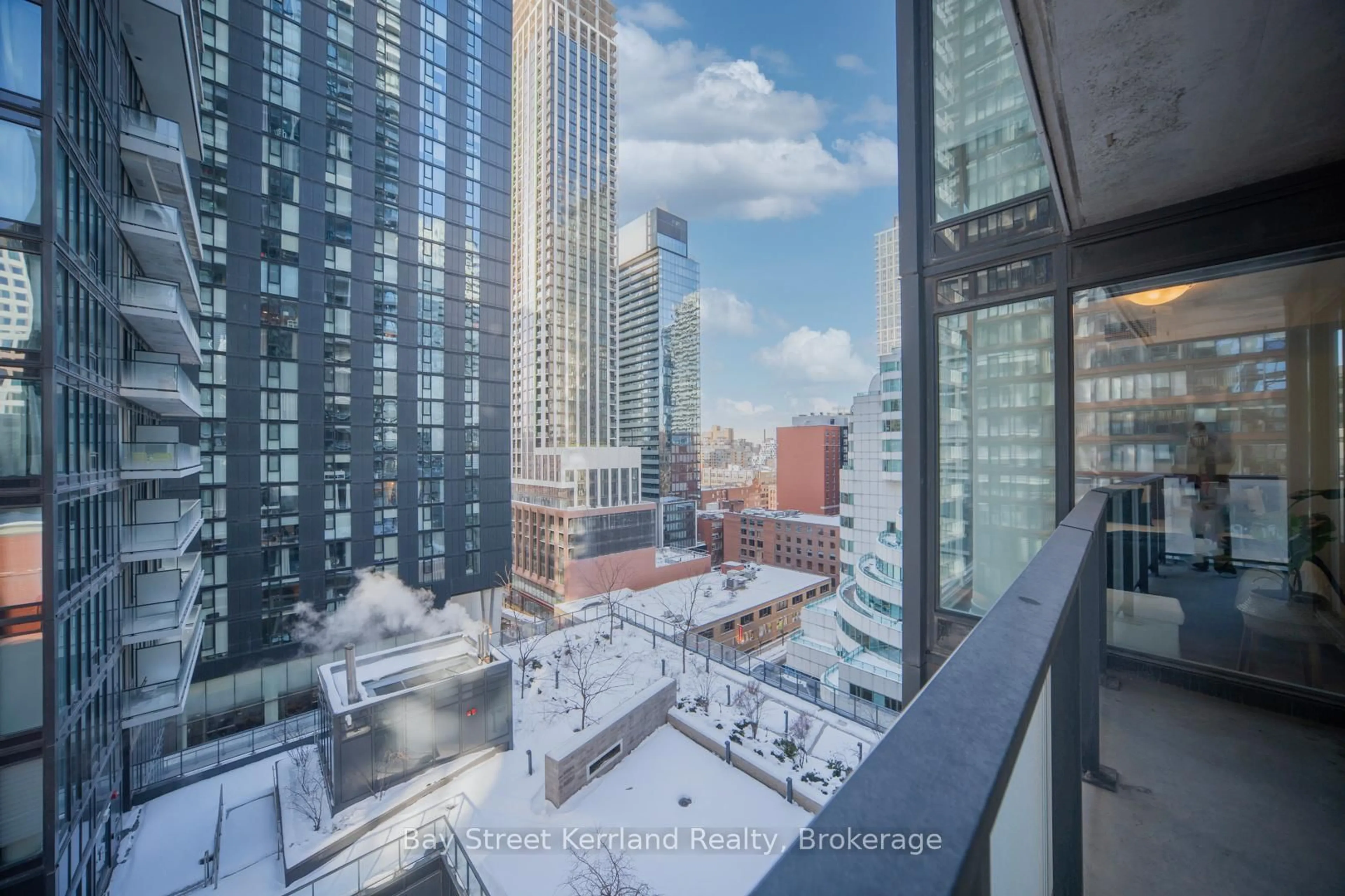 Balcony in the apartment, city buildings view from balcony for 125 Blue Jays Way #1502, Toronto Ontario M5V 0C4