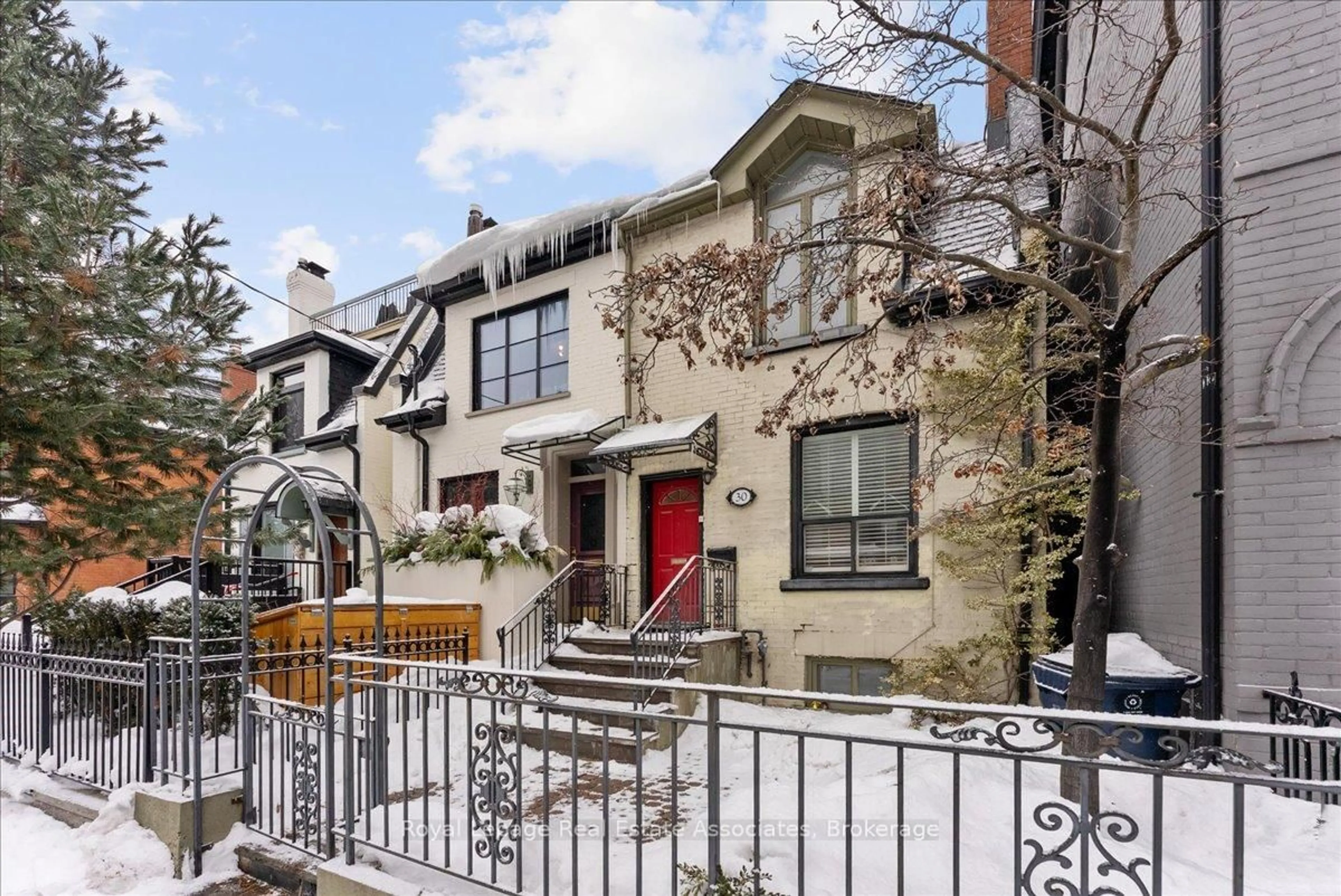 Home with brick exterior material, street for 30 Belmont St, Toronto Ontario M5R 1P8