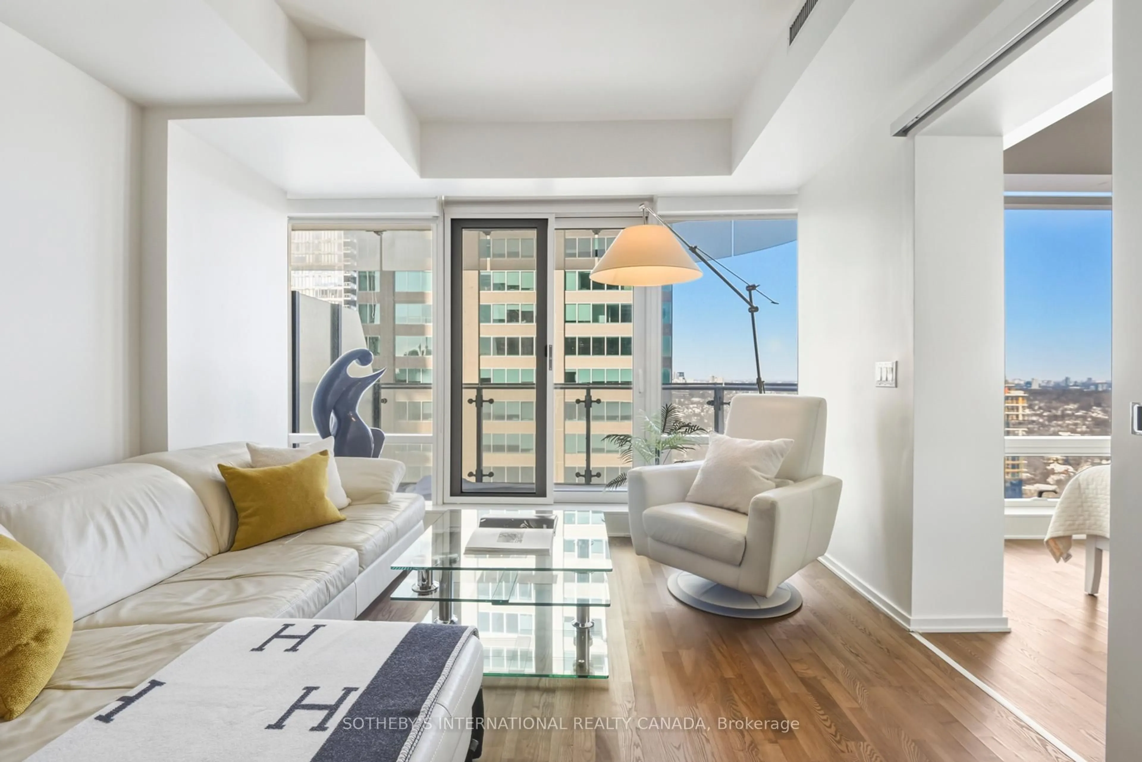 Unknown for 1 Bloor St #2712, Toronto Ontario M4W 0A8