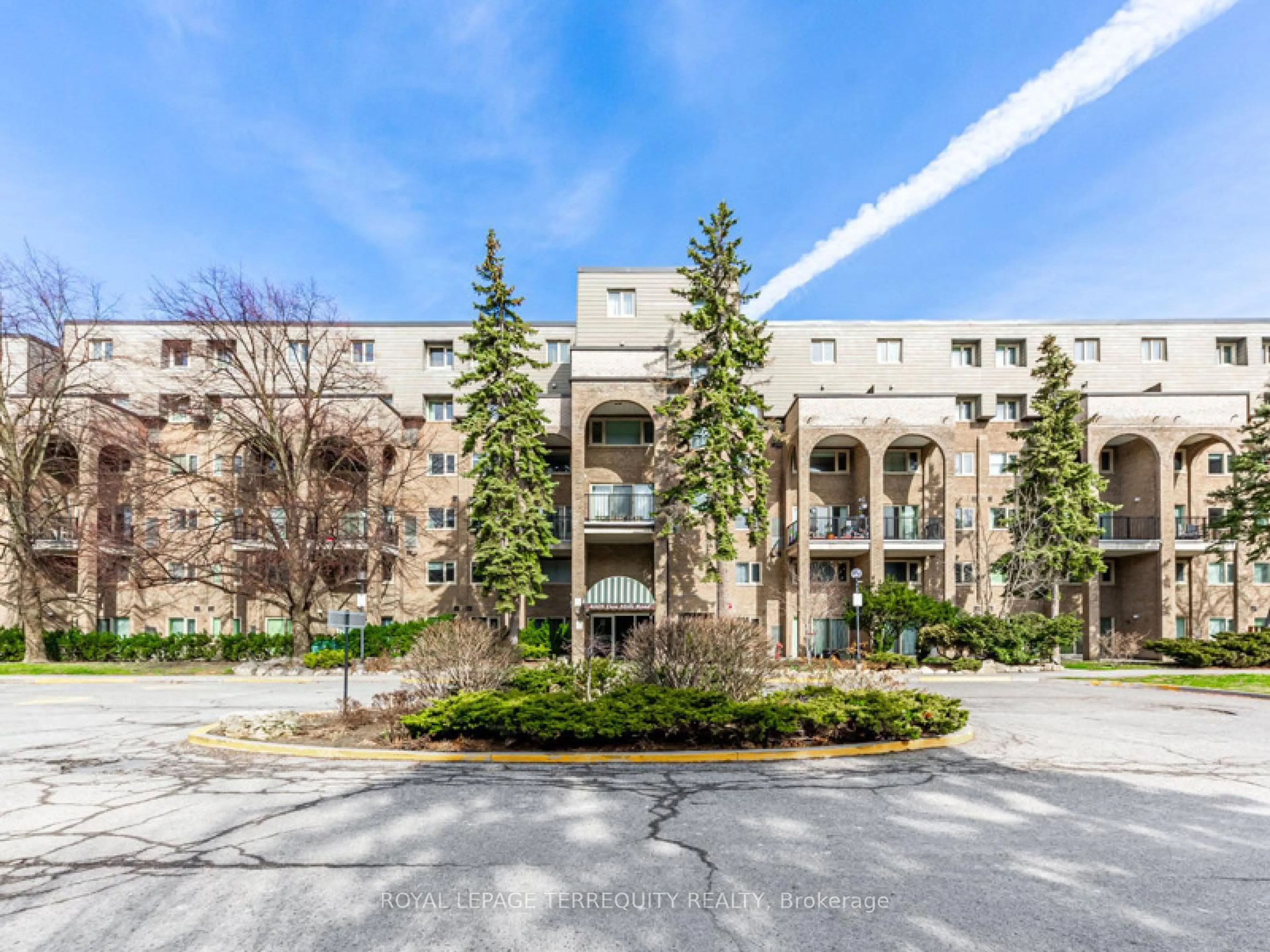 Unknown for 4005 Don Mills Rd #233, Toronto Ontario M2H 3J9